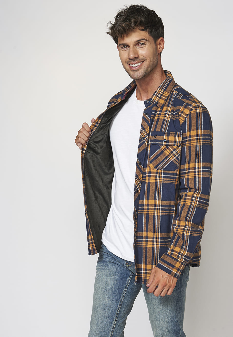 Sobrecamisa acolchada de manga larga a cuadros para hombre