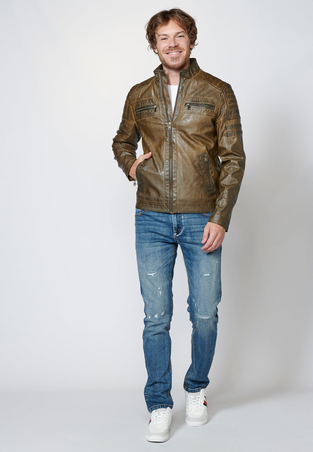 Chaqueta cazadora cuero sintético efecto piel con cuello redondo para hombre