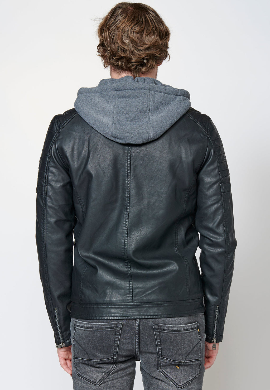 Chaqueta cazadora efecto piel cuello mao y capucha hombre