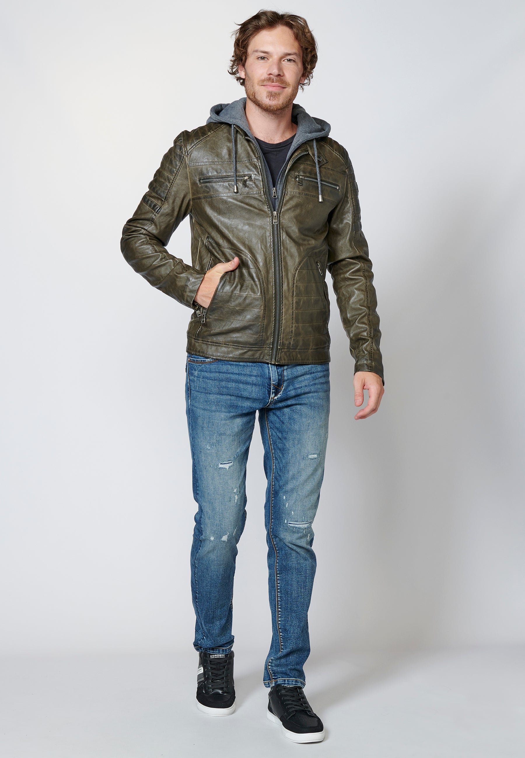 Chaqueta cazadora efecto piel cuello mao y capucha hombre