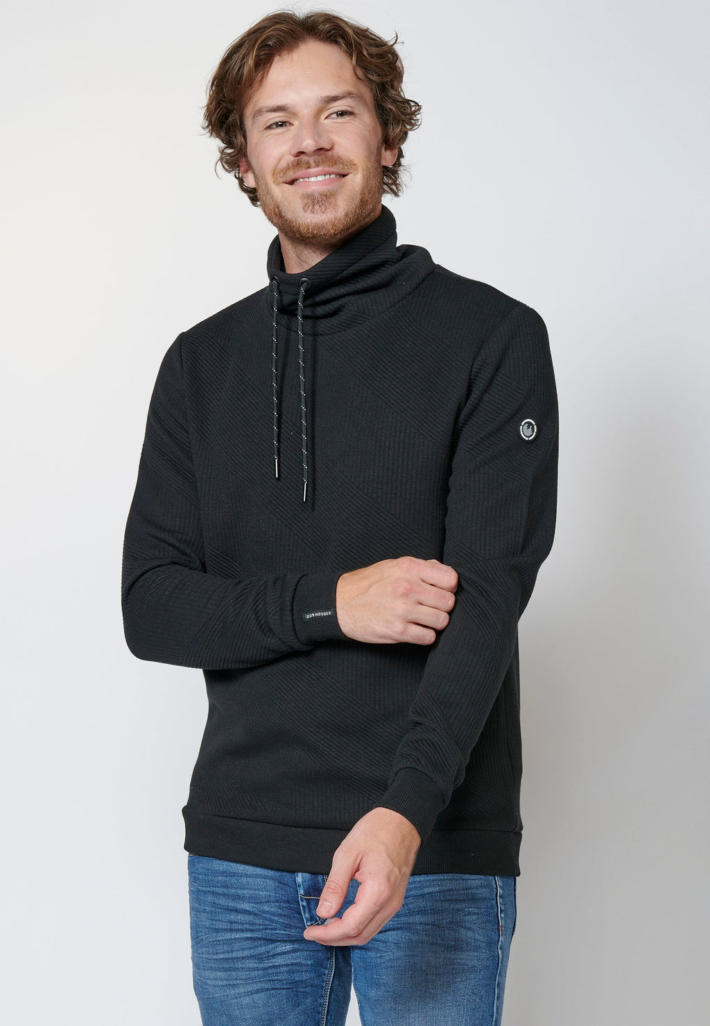 Sudadera manga larga de cuello alto ajustable para hombre