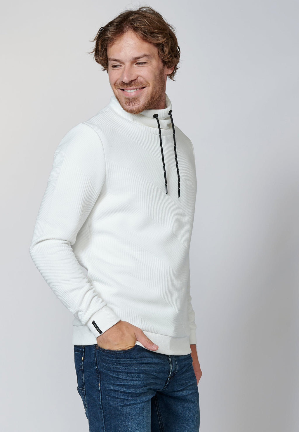 Sudadera manga larga de cuello alto ajustable para hombre