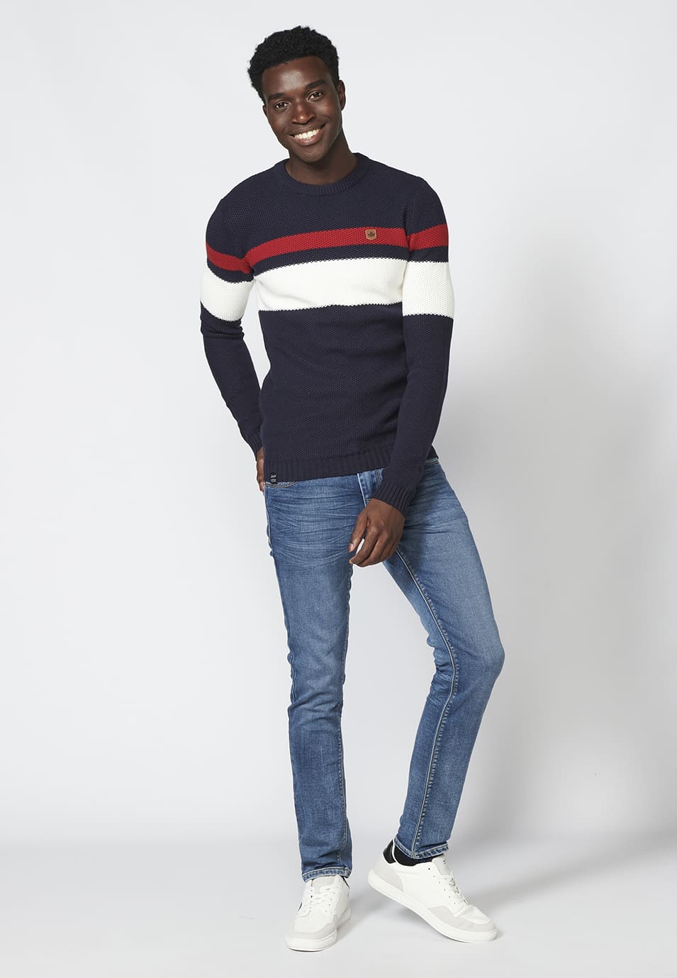 Jersey de punto con cuello redondo y estampado a rayas para hombre