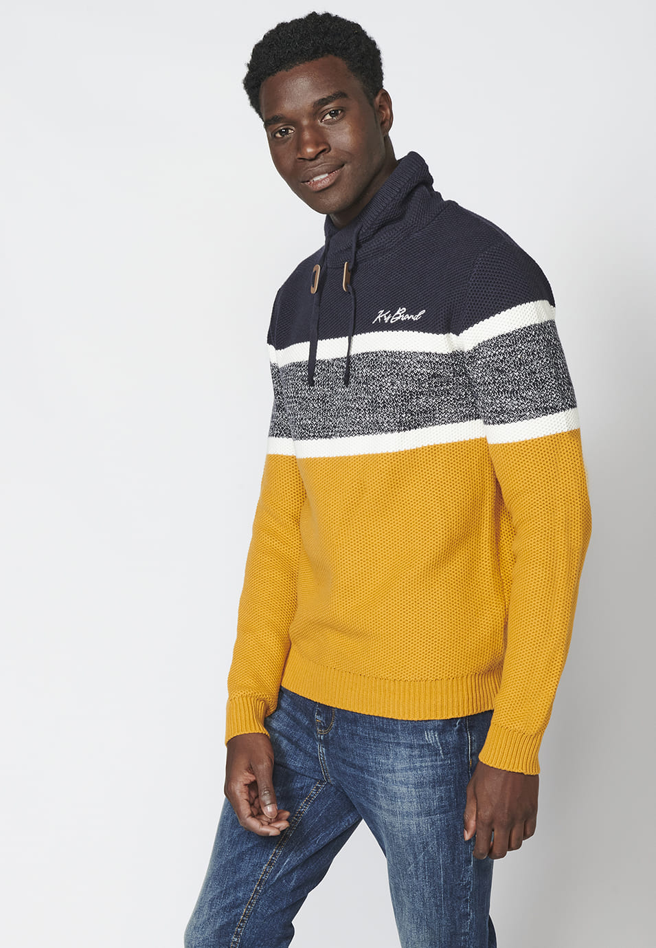Jersey de punto manga larga con cuello ajustable con cordón para hombre