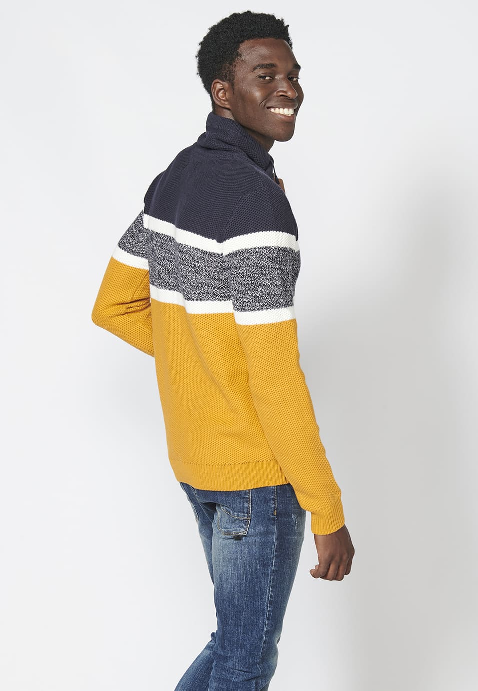 Jersey de punto manga larga con cuello ajustable con cordón para hombre