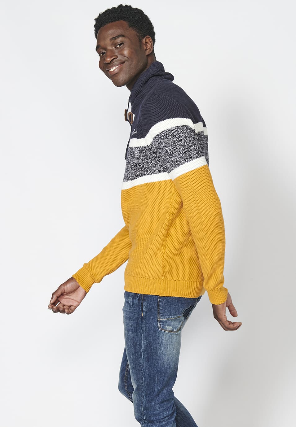 Jersey de punto manga larga con cuello ajustable con cordón para hombre