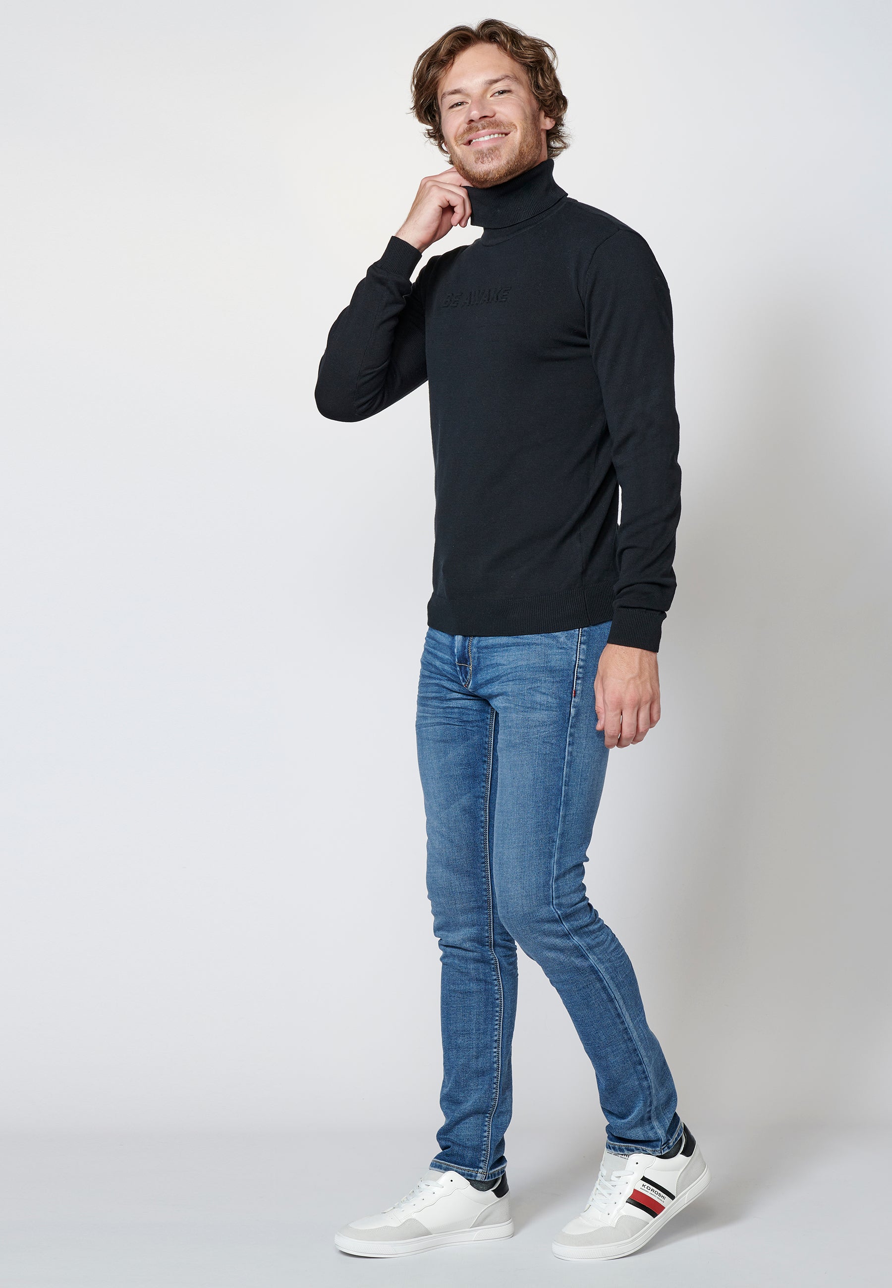 Jersey algodón de manga larga con cuello alto para hombre