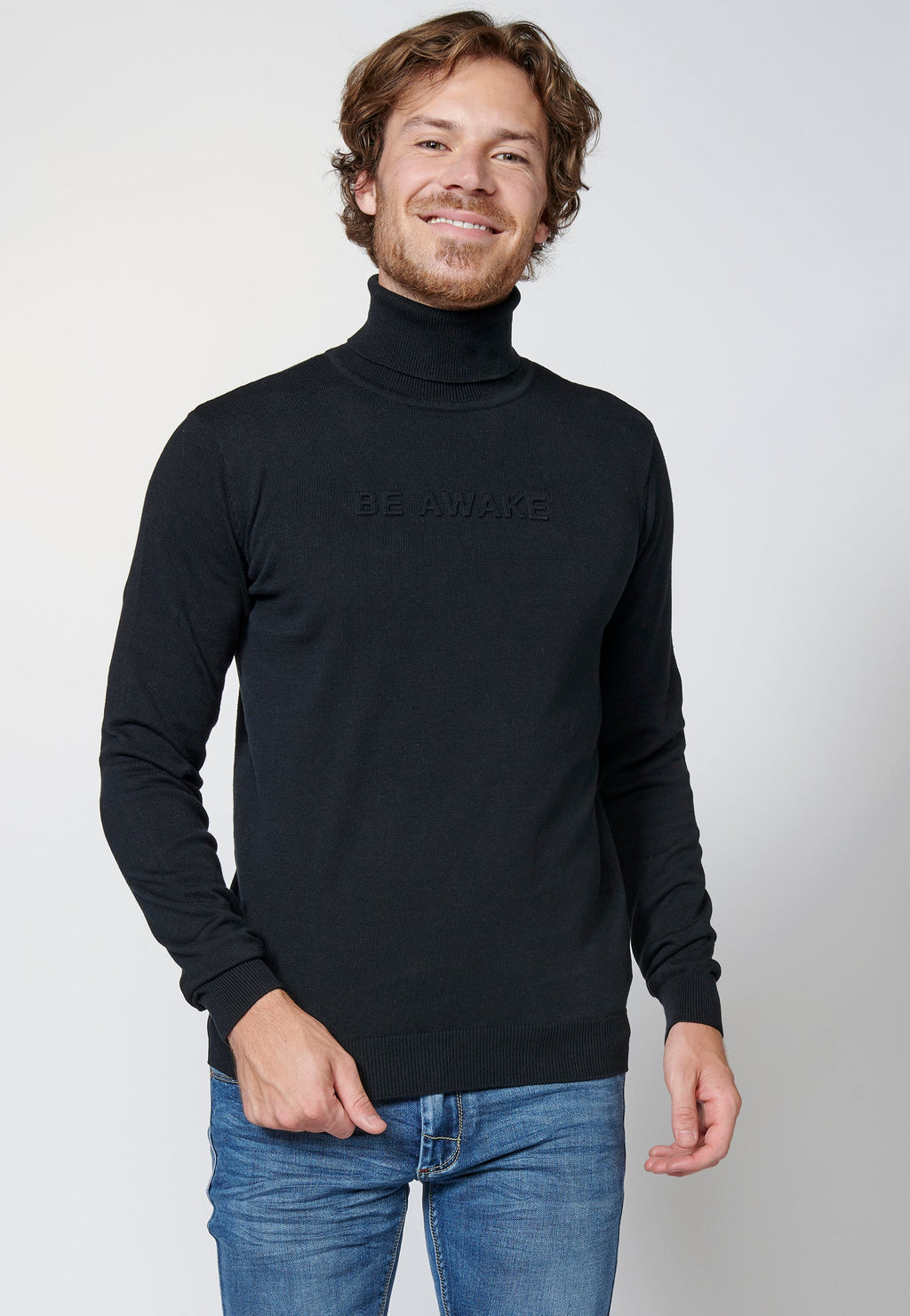 Jersey algodón de manga larga con cuello alto para hombre