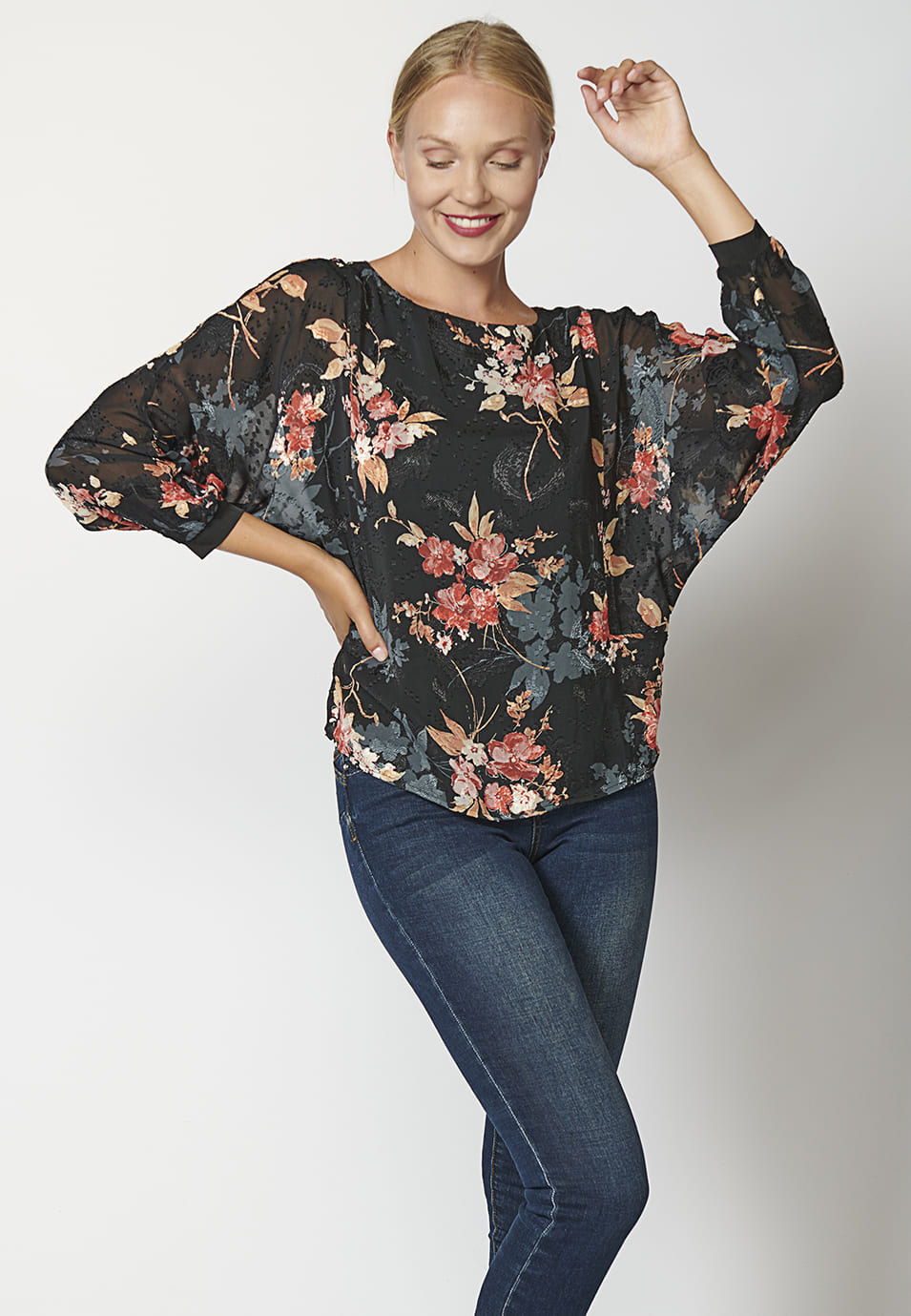 Blusa fluida de manga larga para mujer con estampado floral