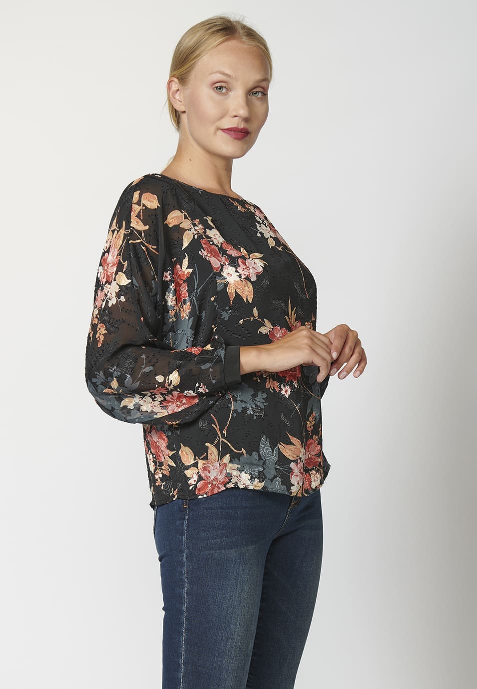 Blusa fluida de manga larga para mujer con estampado floral