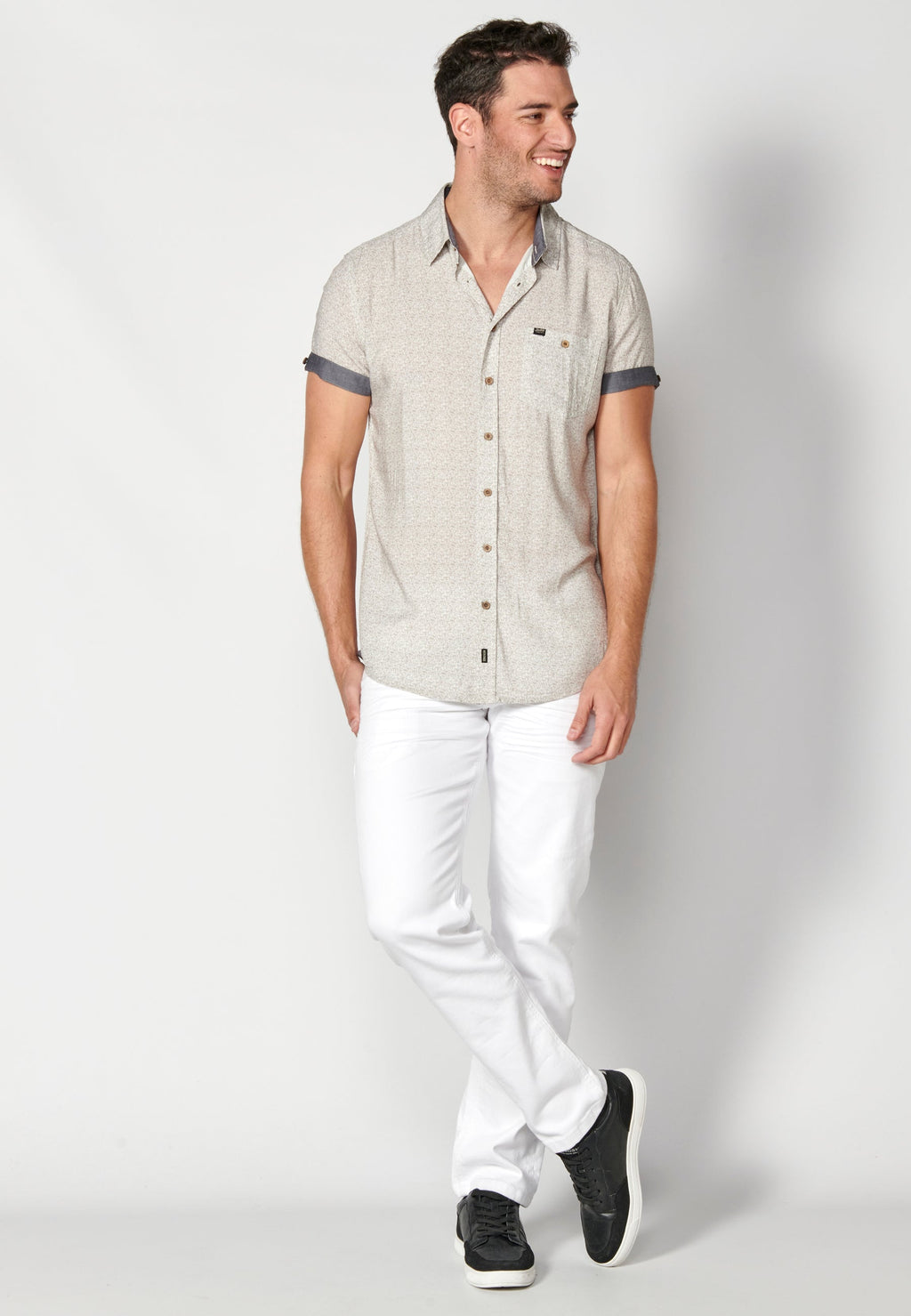 Camisa Hombre Manga Corta Micro Estampado con Bolsillo – Koroshi 2311CC33