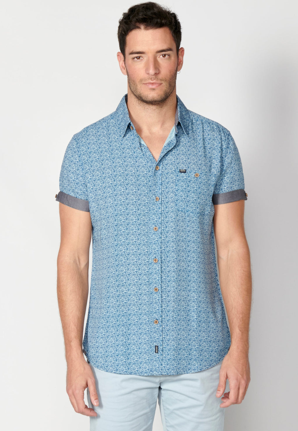 Camisa Hombre Manga Corta Micro Estampado con Bolsillo – Koroshi 2311CC33