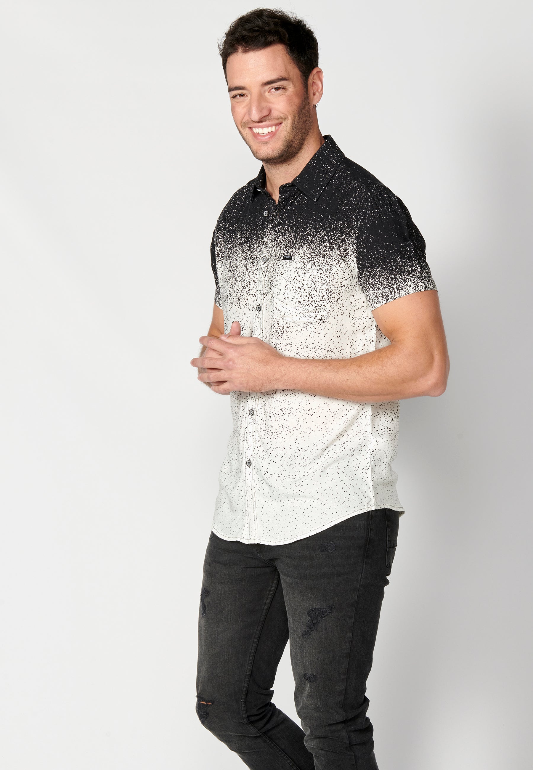 Camisa Hombre Manga Corta Estampado Degradado Viscosa – Koroshi 2311CC36