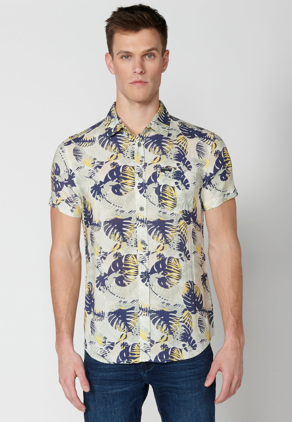 Camisa Hombre Manga Corta Estampado Degradado Viscosa – Koroshi 2311CC36