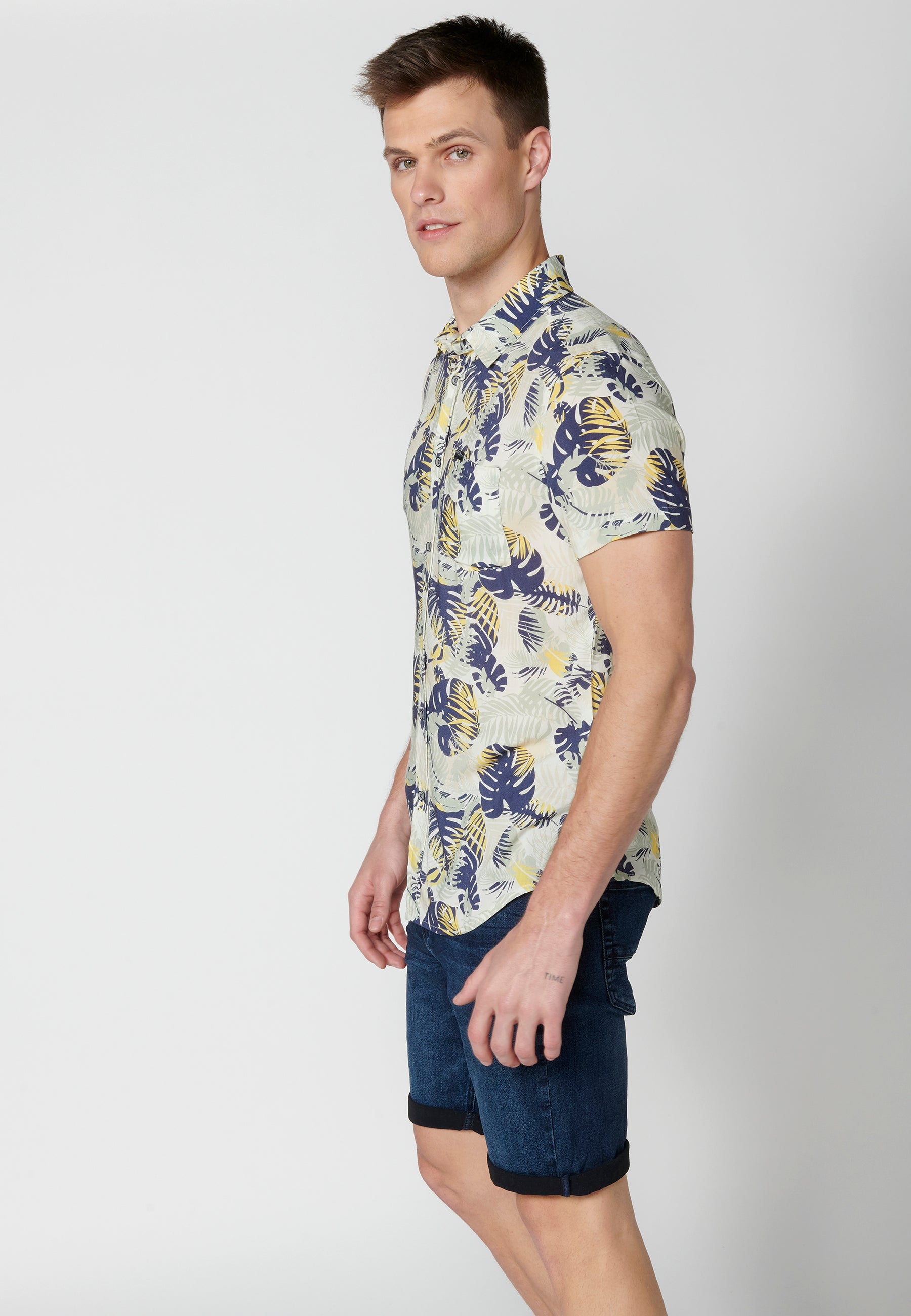 Camisa Hombre Manga Corta Estampado Degradado Viscosa – Koroshi 2311CC36