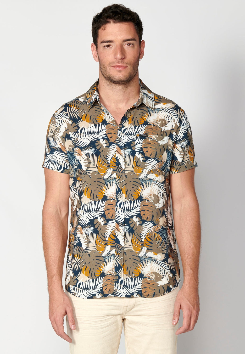 Camisa Hombre Manga Corta Estampado Degradado Viscosa – Koroshi 2311CC36