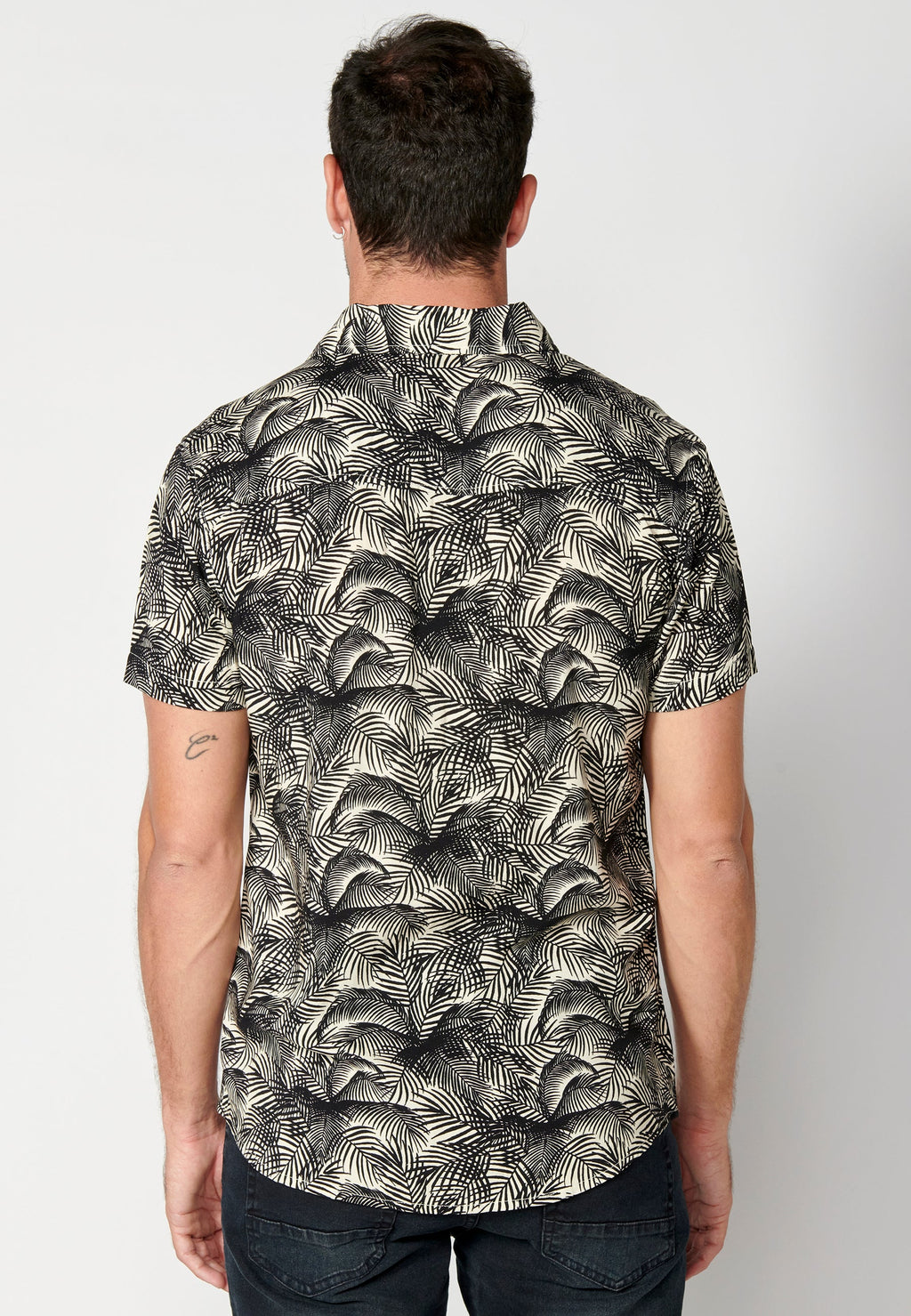 Camisa Hombre Manga Corta Estampado Degradado Viscosa – Koroshi 2311CC36