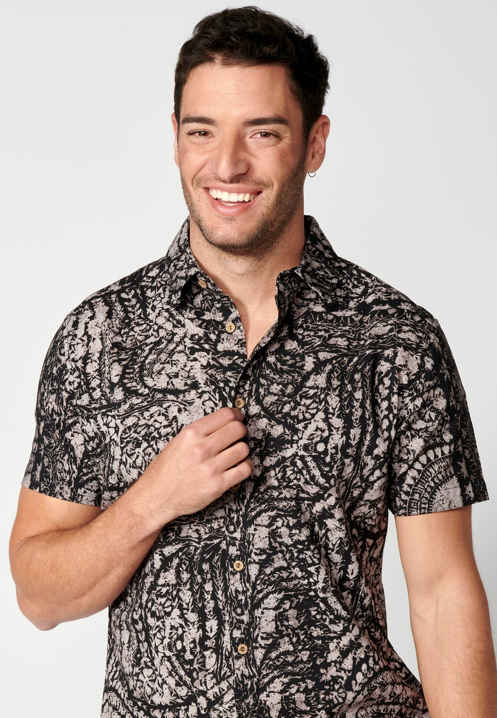 Camisa Hombre Manga Corta Estampado Palmeras Algodón Viscosa – Koroshi 2311CC39