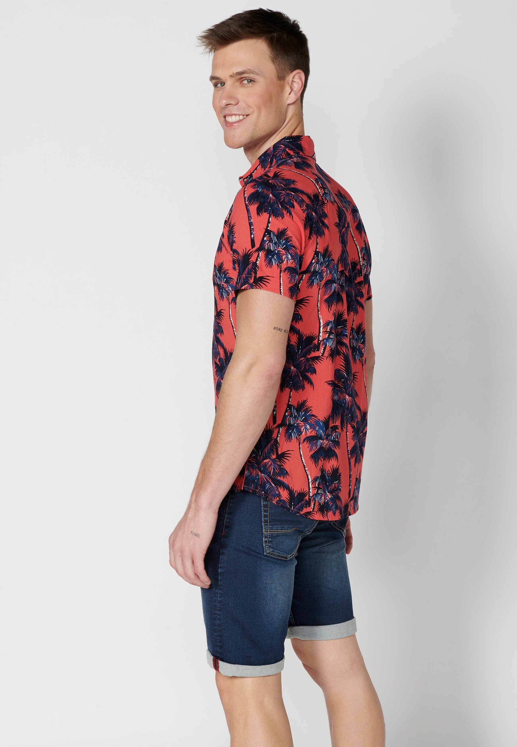Camisa Hombre Manga Corta Estampado Palmeras Algodón Viscosa – Koroshi 2311CC39