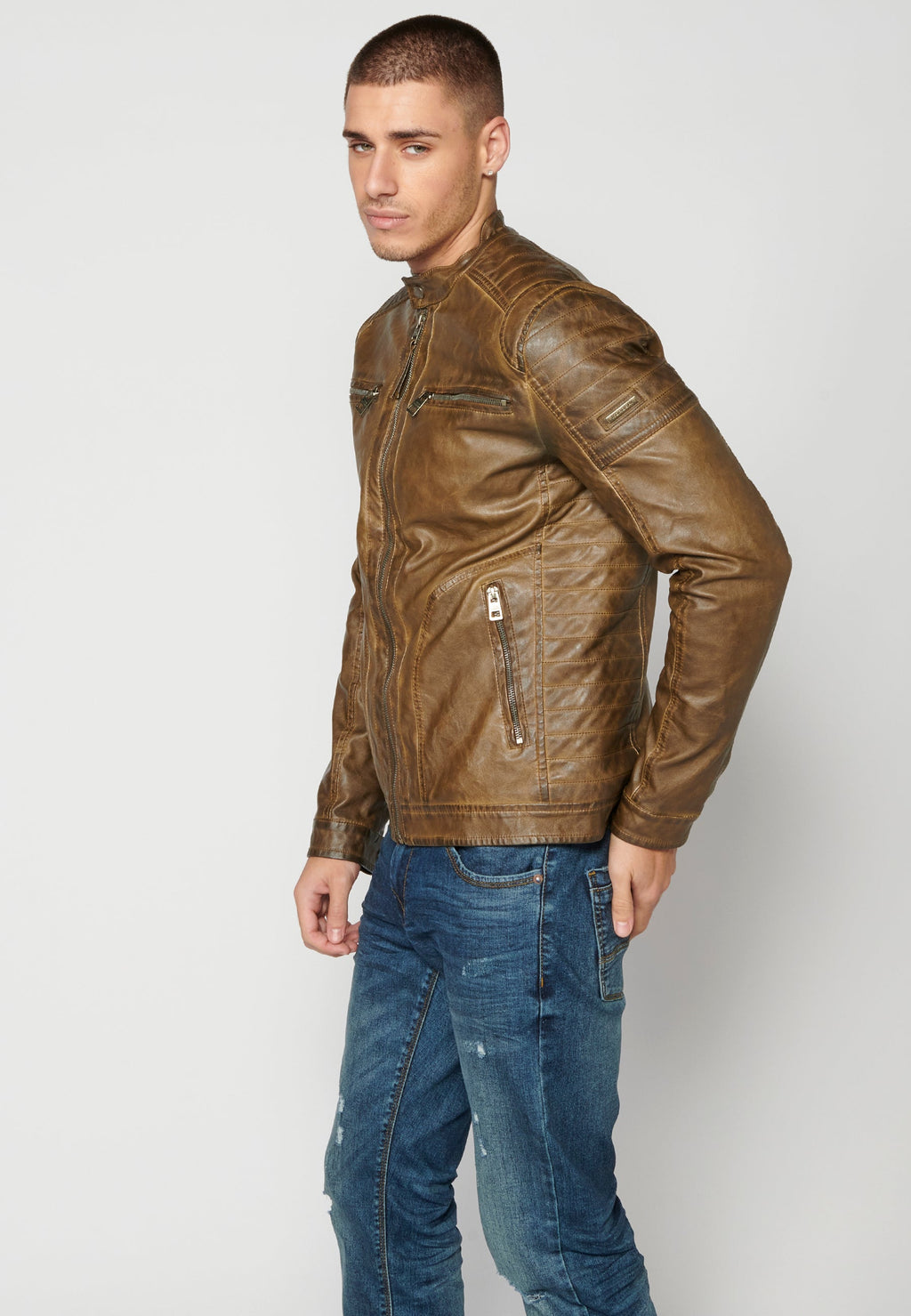 Chaqueta Cuero Sintético Cuello Mao Hombre – Koroshi 2311JA03