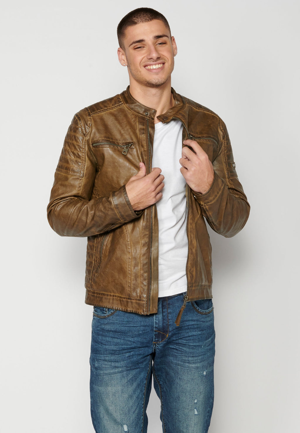 Chaqueta Cuero Sintético Cuello Mao Hombre – Koroshi 2311JA03