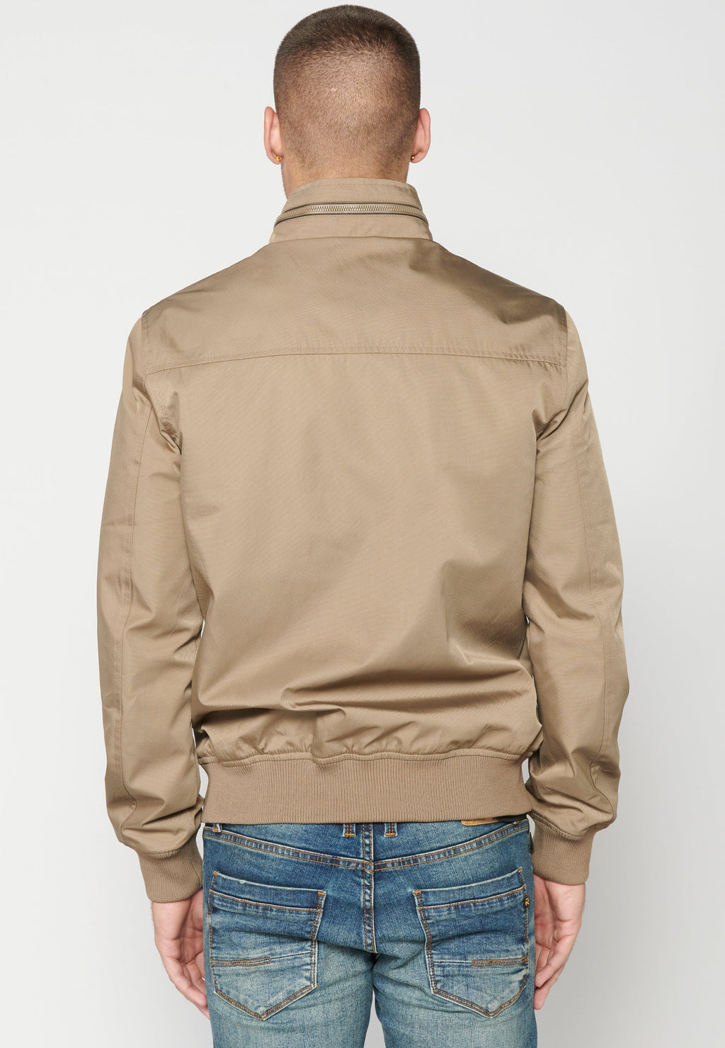 Chaqueta Bomber Hombre Cuello Alto y Cremallera – Koroshi Beige