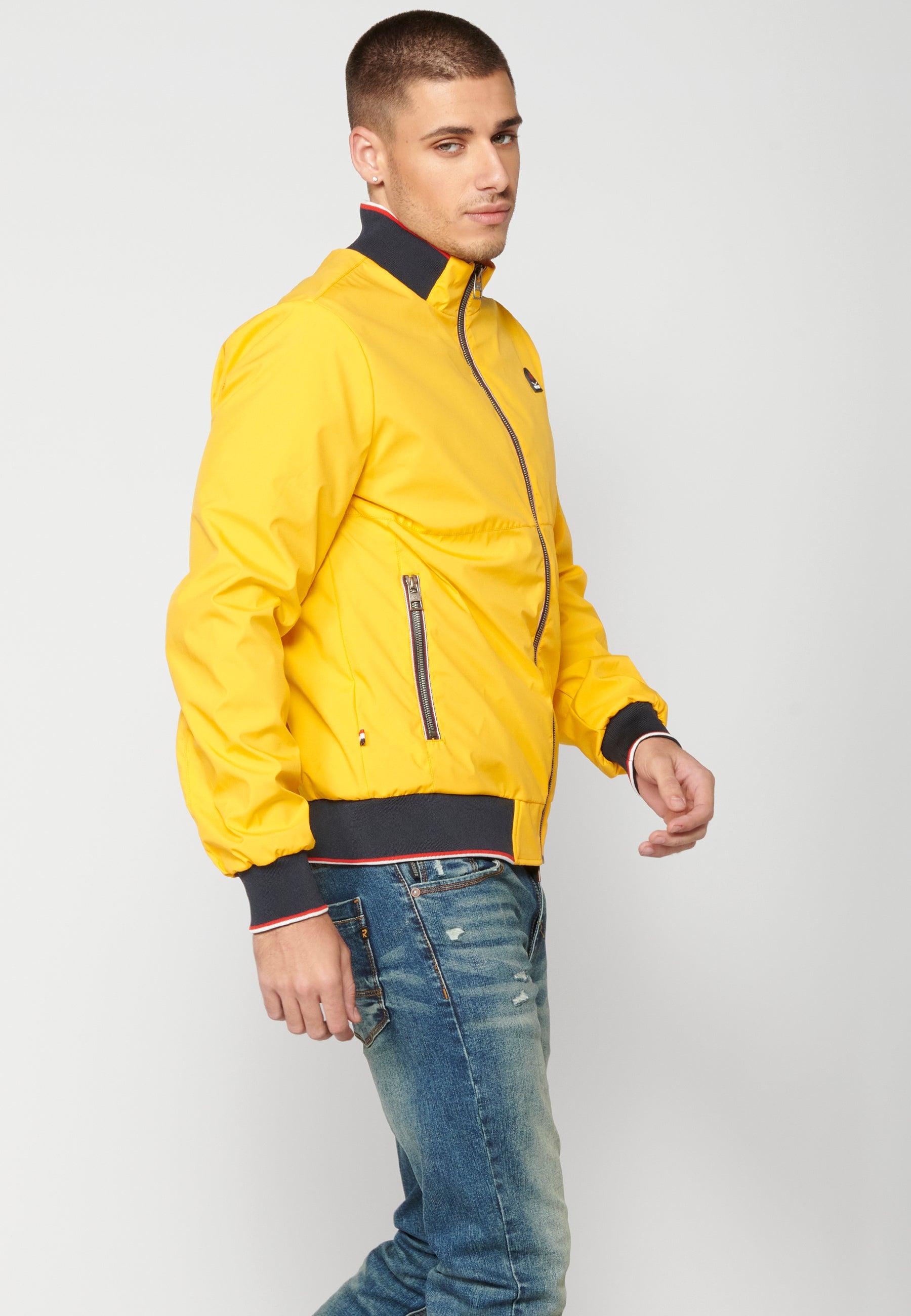 Chaqueta Bomber Hombre Cuello Rib y Cremallera – Koroshi 2311JA16