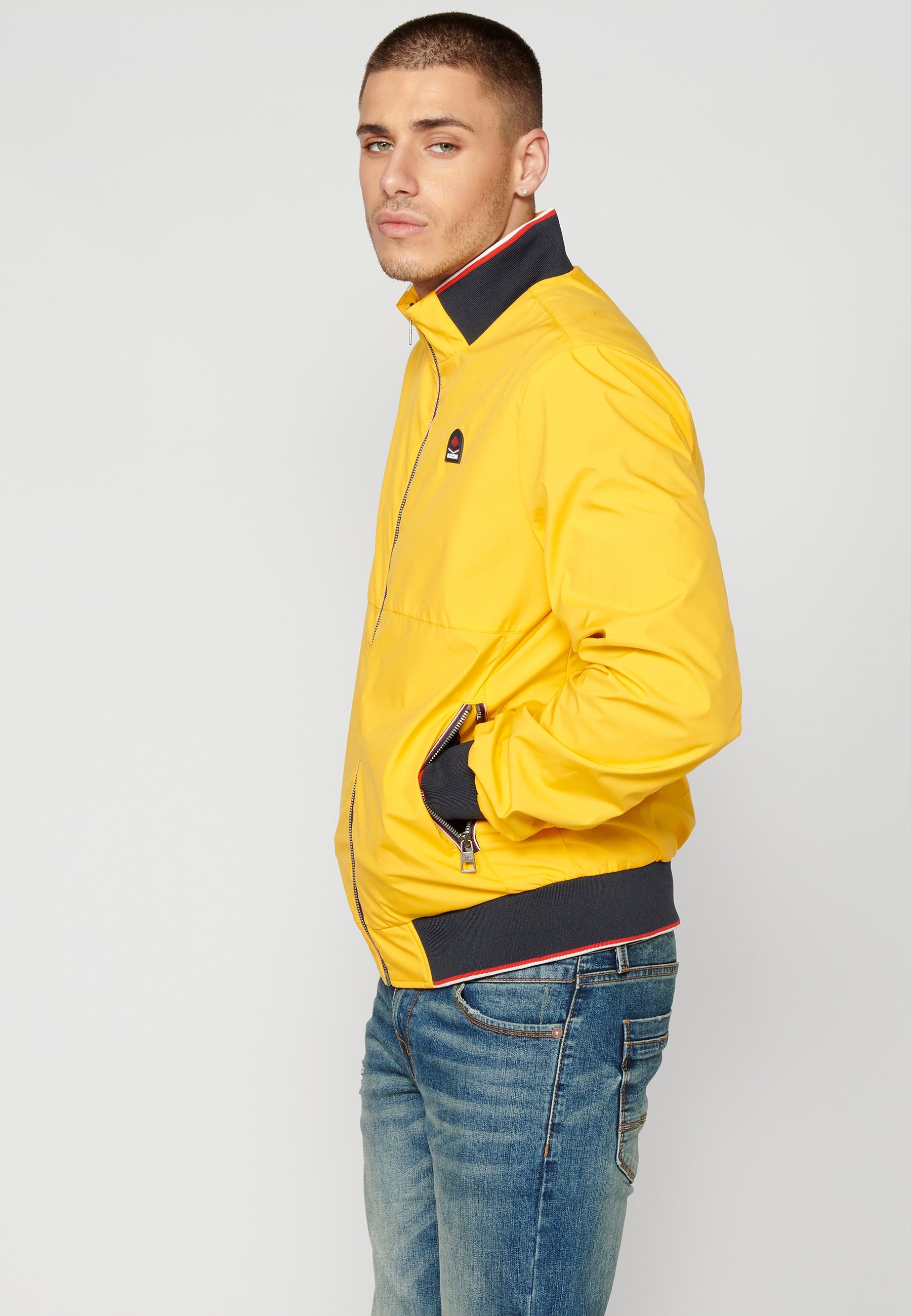 Chaqueta Bomber Hombre Cuello Rib y Cremallera – Koroshi 2311JA16