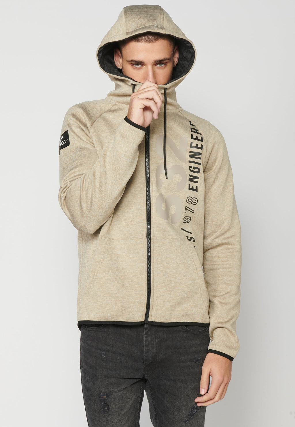 Chaqueta Sudadera Hombre con Capucha y Cremallera – Koroshi Arena