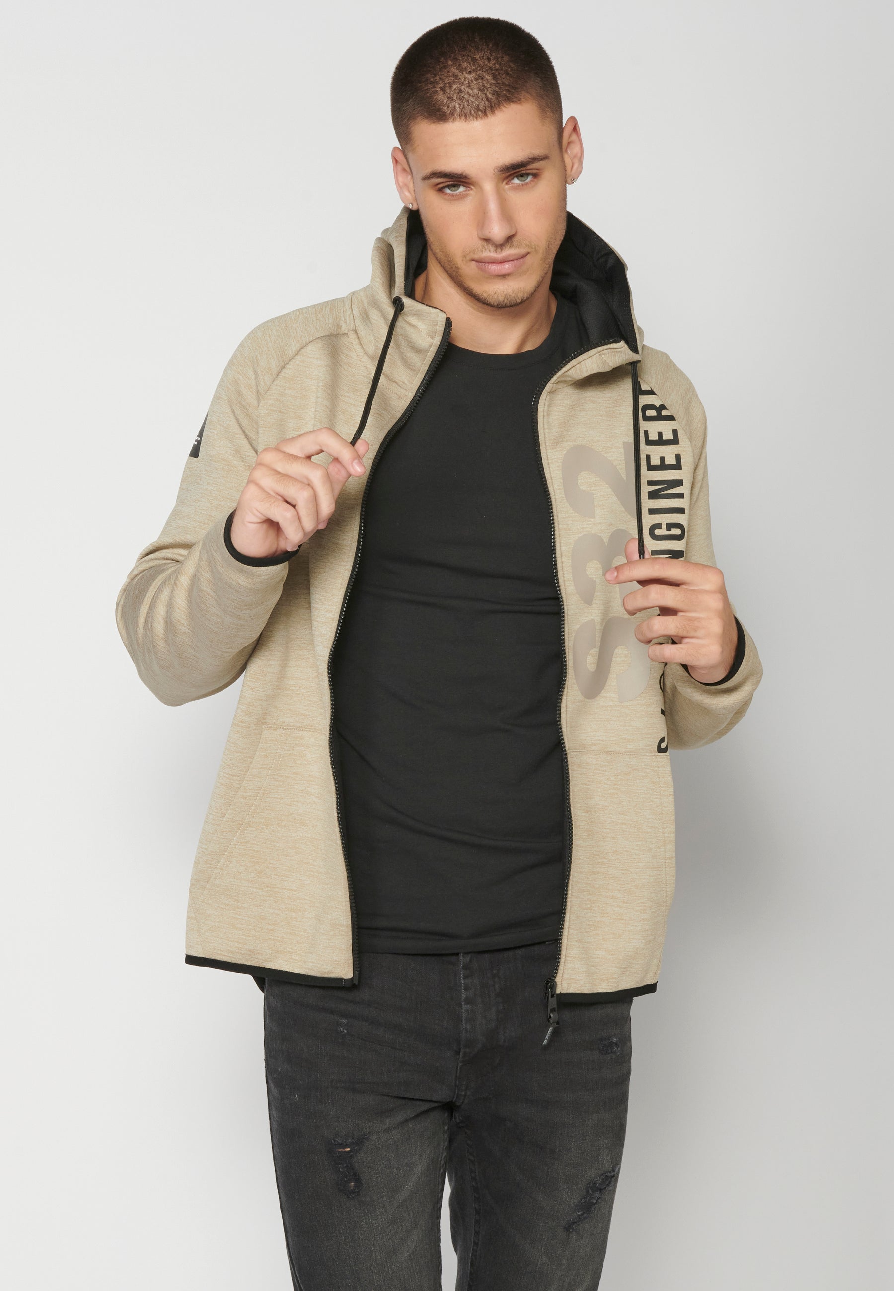 Chaqueta Sudadera Hombre con Capucha y Cremallera – Koroshi Arena