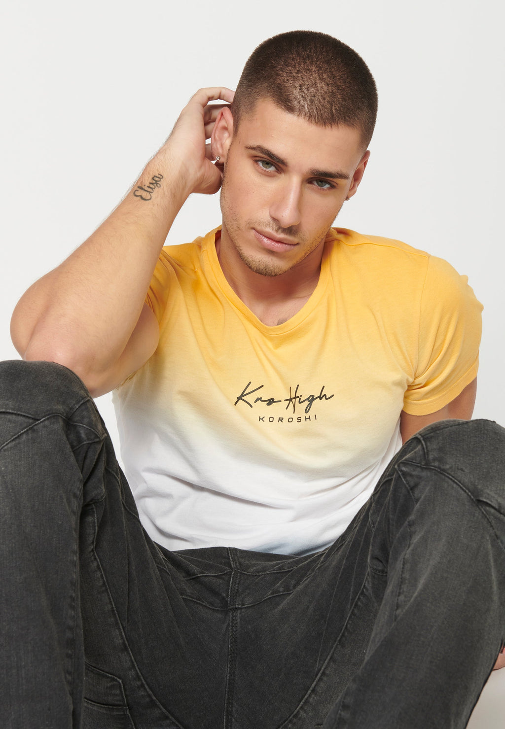 Camiseta Hombre Manga Corta Cuello Redondo Degradado – Koroshi 2311MC01