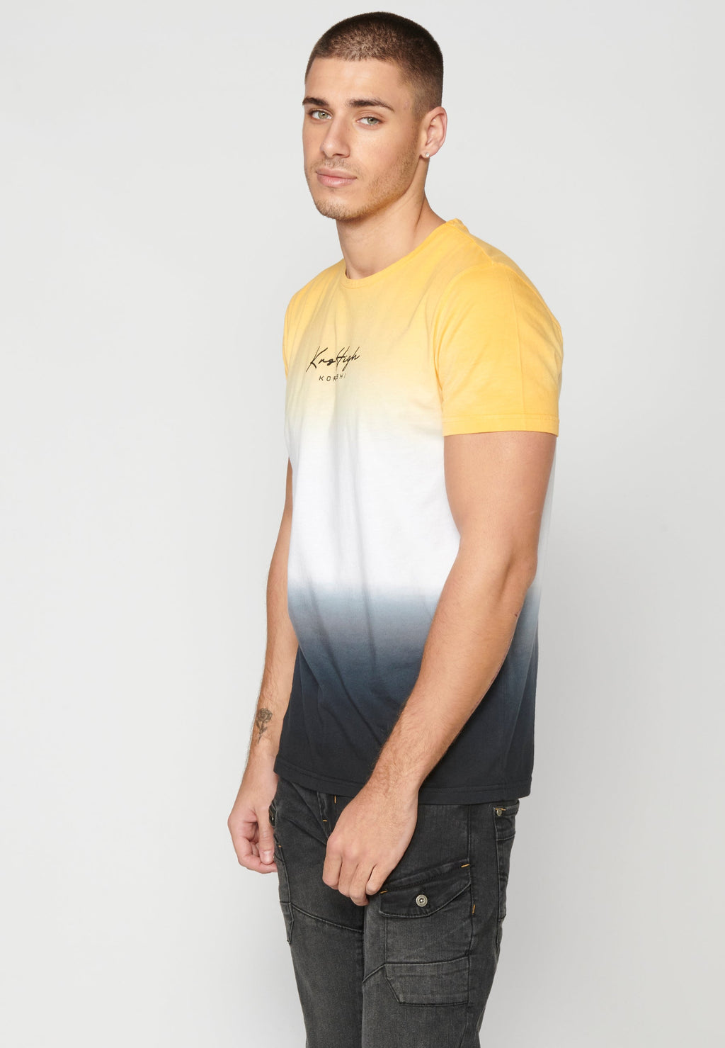 Camiseta Hombre Manga Corta Cuello Redondo Degradado – Koroshi 2311MC01