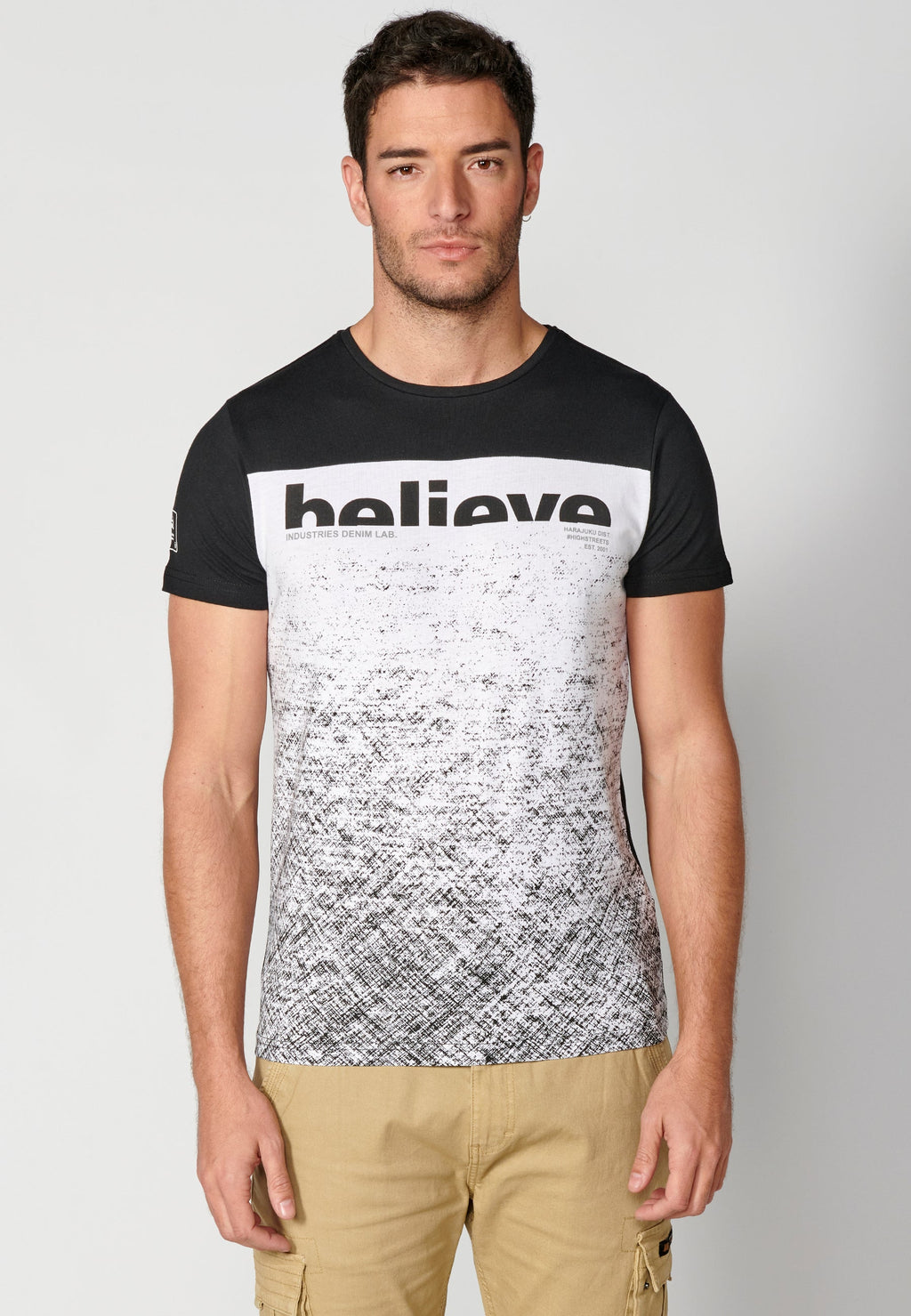 Camiseta Hombre Manga Corta Cuello Redondo con Texto – Koroshi 2311MC08