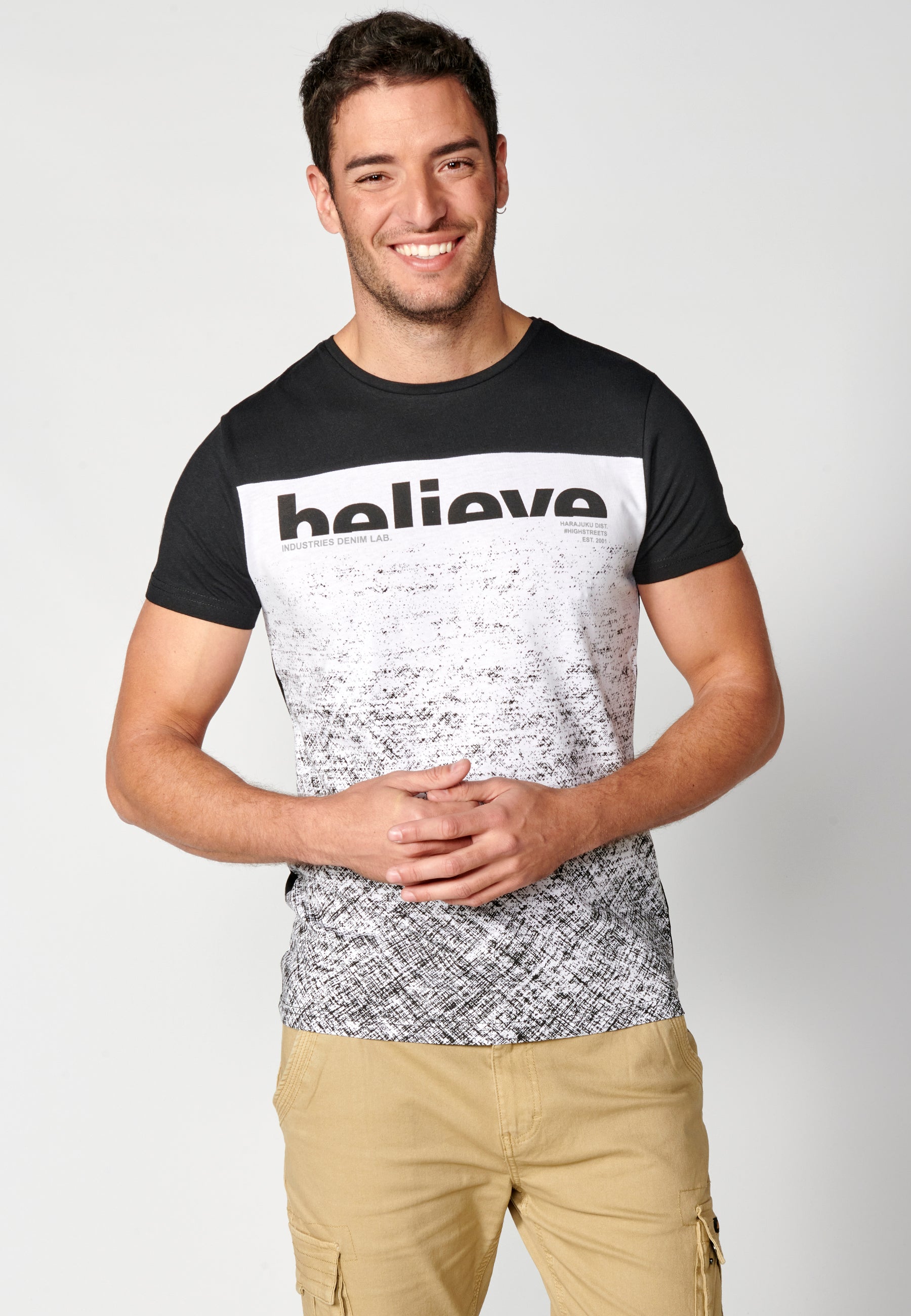 Camiseta Hombre Manga Corta Cuello Redondo con Texto – Koroshi 2311MC08