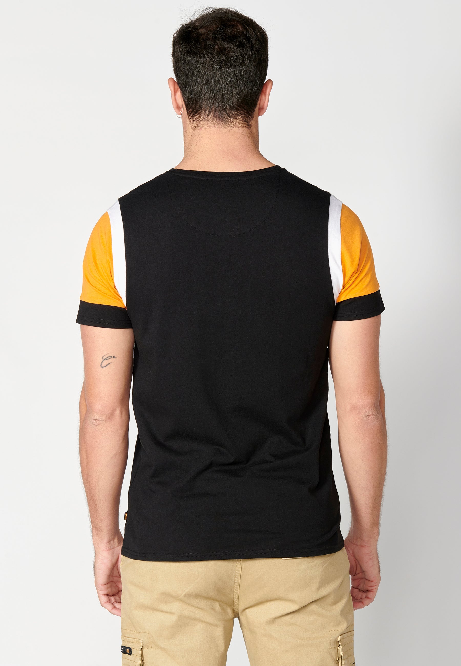 Camiseta Hombre Manga Corta Cuello Redondo Estampada – Koroshi Negro