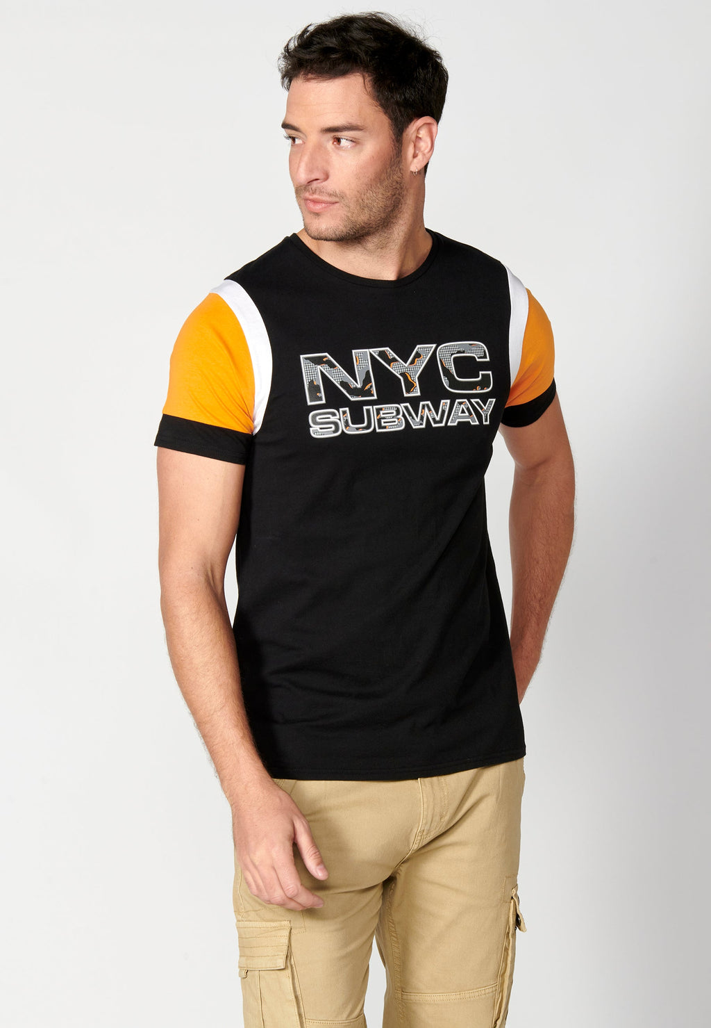 Camiseta Hombre Manga Corta Cuello Redondo Estampada – Koroshi Negro