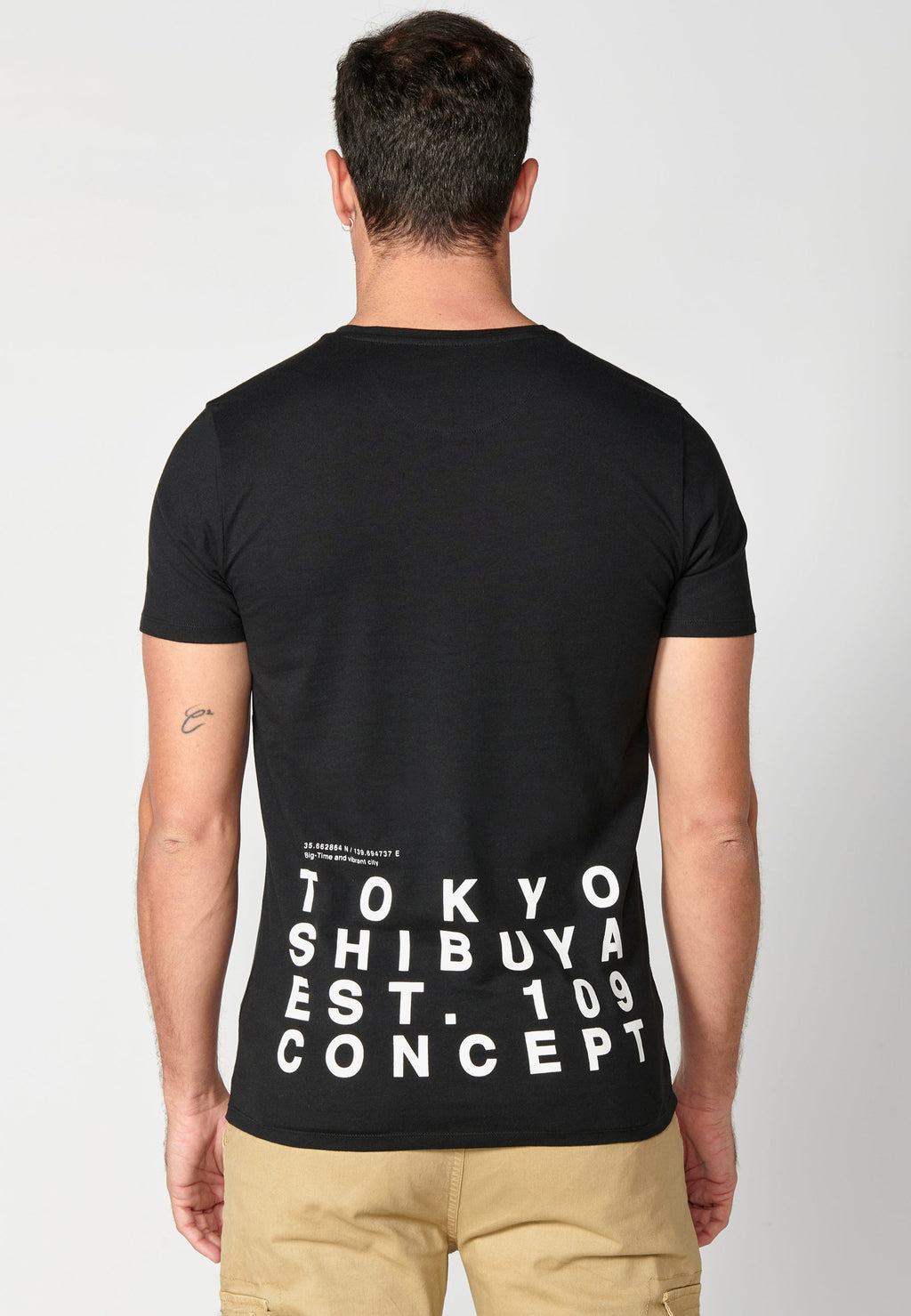 Camiseta Hombre Manga Corta Cuello Redondo Estampados – Koroshi 2311MC28