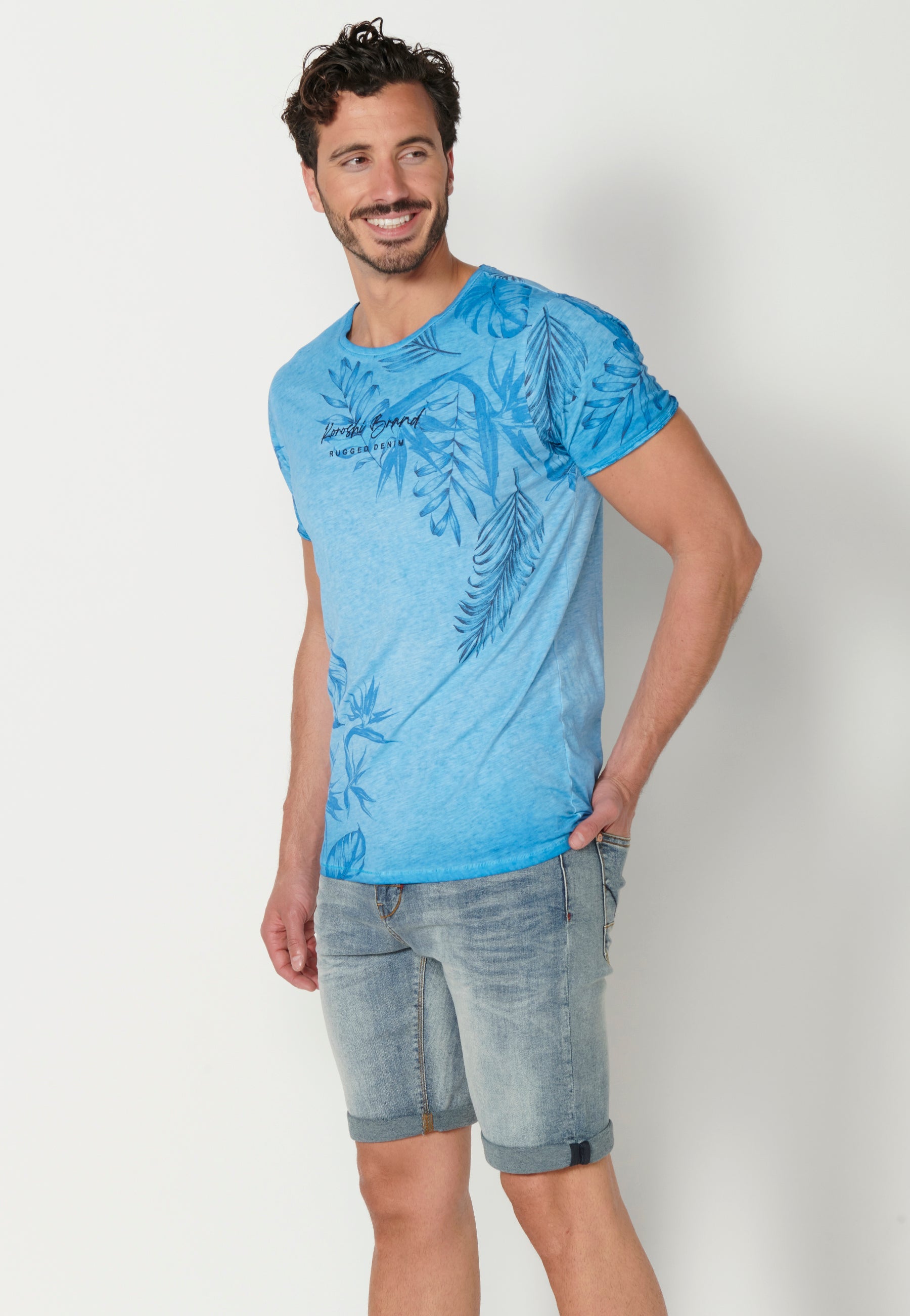 Camiseta Hombre Manga Corta Cuello Redondo Tropical – Koroshi Azul