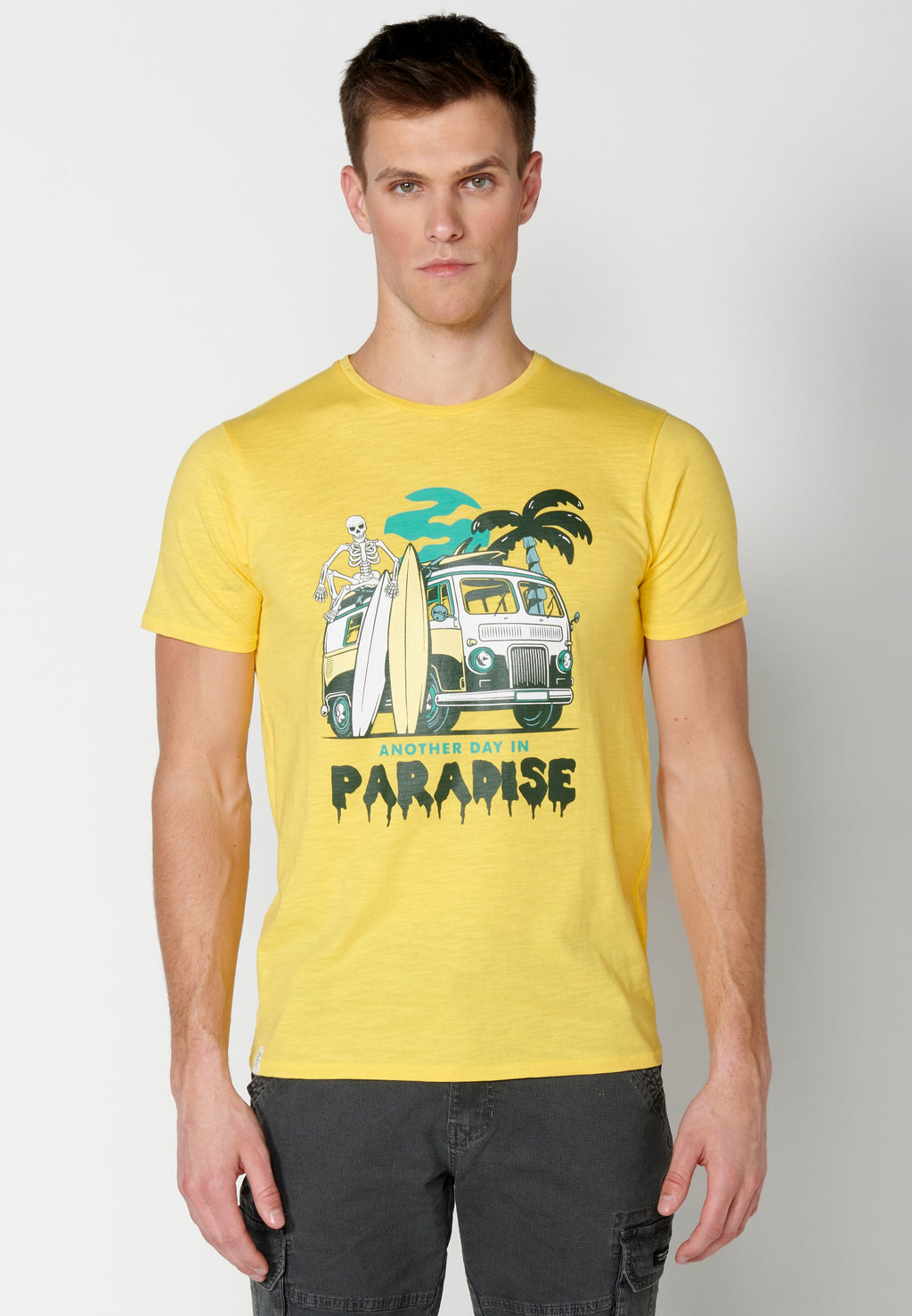 Camiseta Hombre Manga Corta Cuello Redondo Estampada – Koroshi 2311MC38