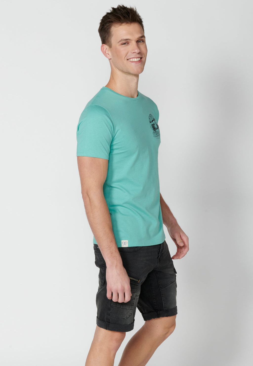 Camiseta Hombre Manga Corta Cuello Redondo Estampada – Koroshi 2311MC42