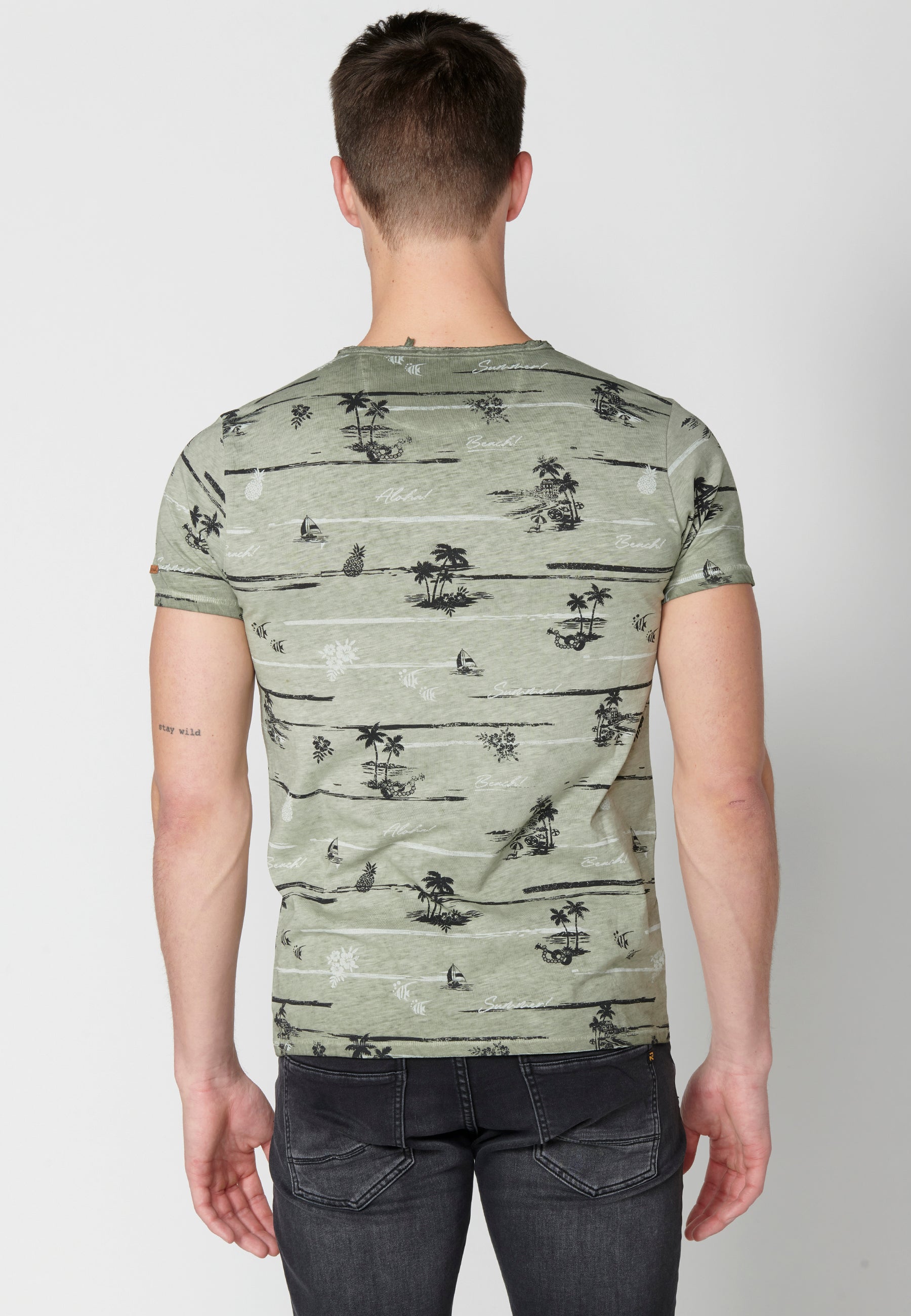 Camiseta Hombre Manga Corta Cuello Redondo Estampado Tropical – Koroshi Kaki