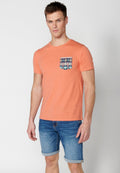 Camiseta Hombre Manga Corta Cuello Redondo Bolsillo Estampado – Koroshi 2311MC46