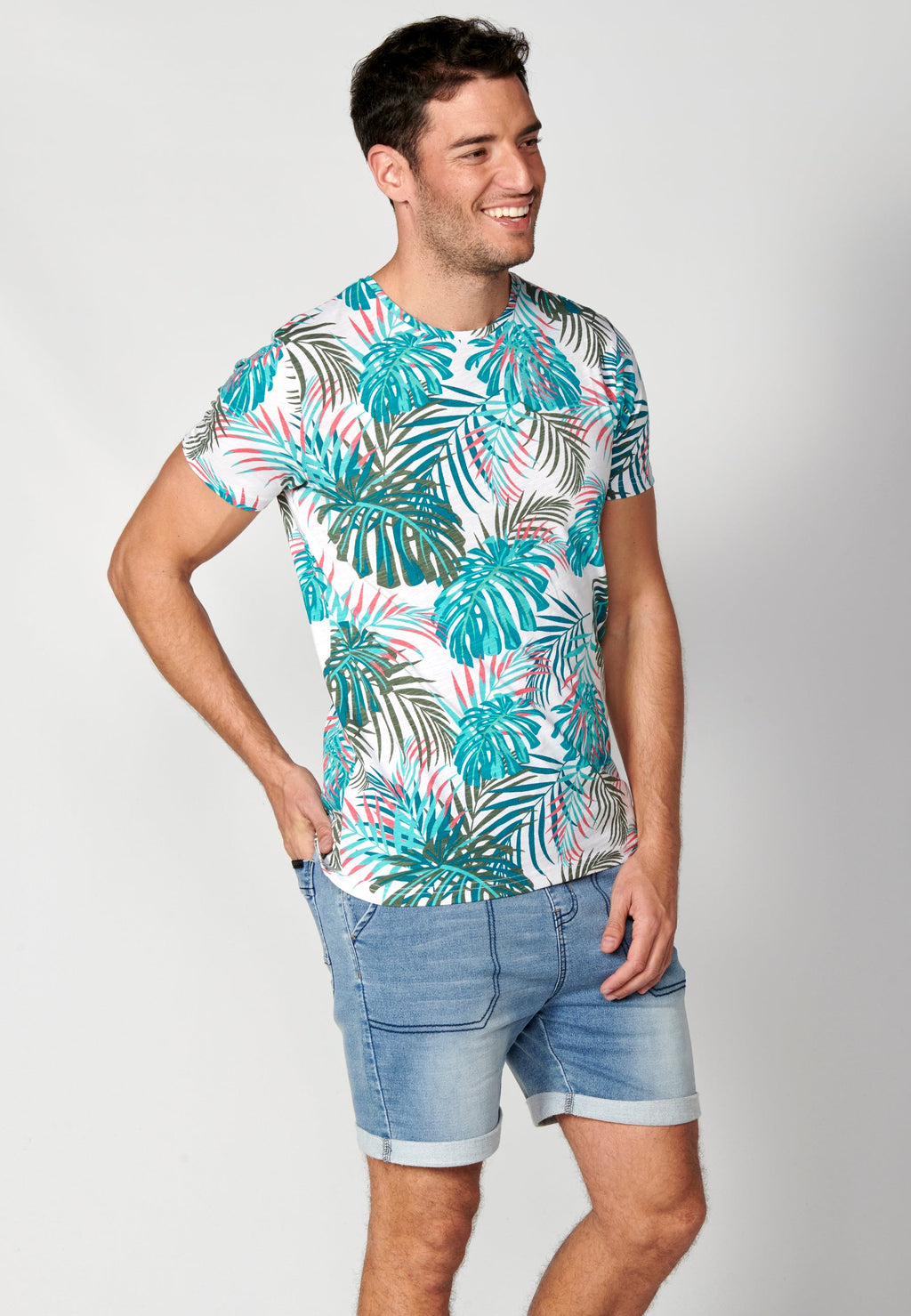 Camiseta Hombre Manga Corta Cuello Redondo Estampado Tropical – Koroshi 2311MC55