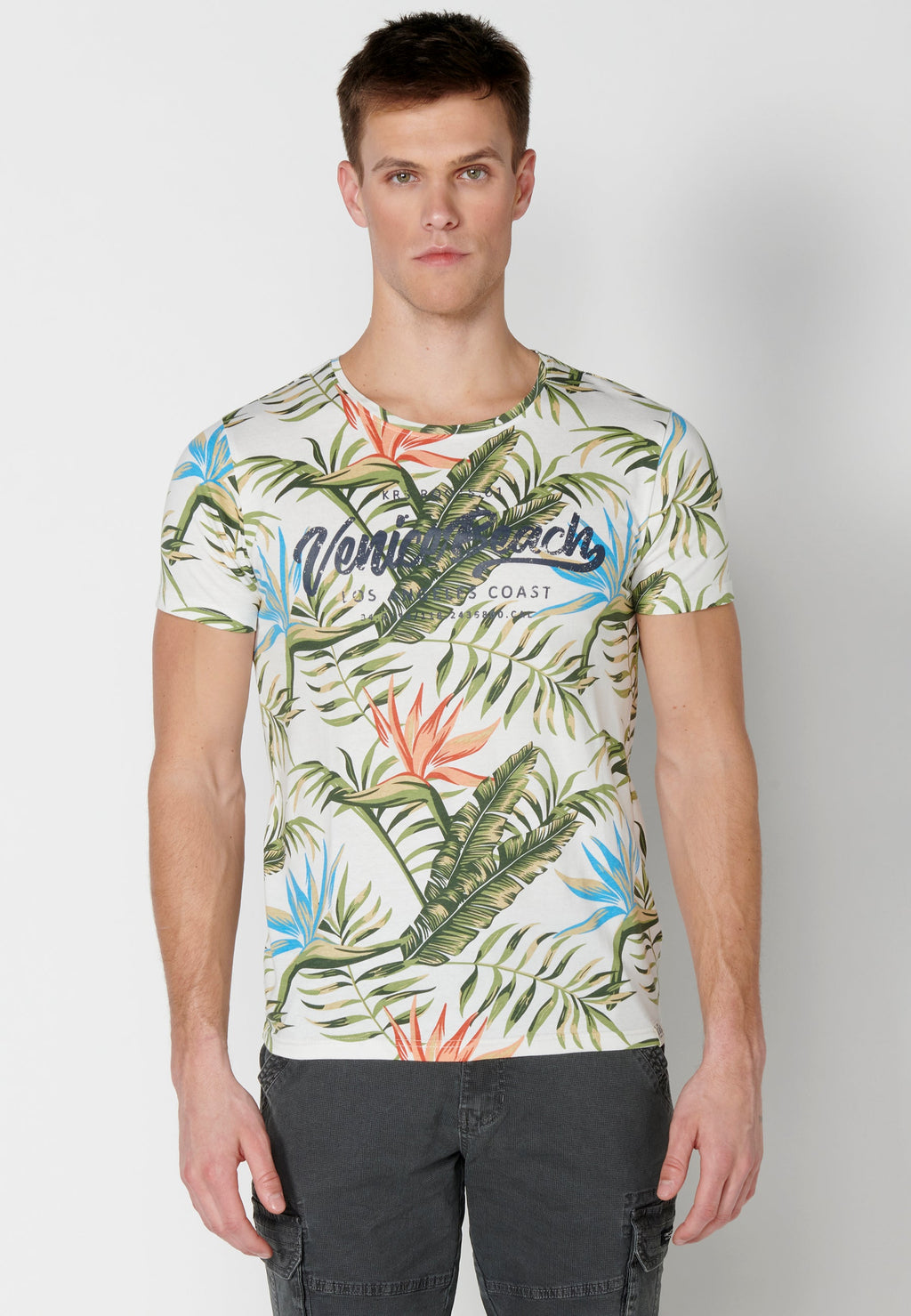 Camiseta Hombre Manga Corta Cuello Redondo Estampado Tropical – Koroshi 2311MC57