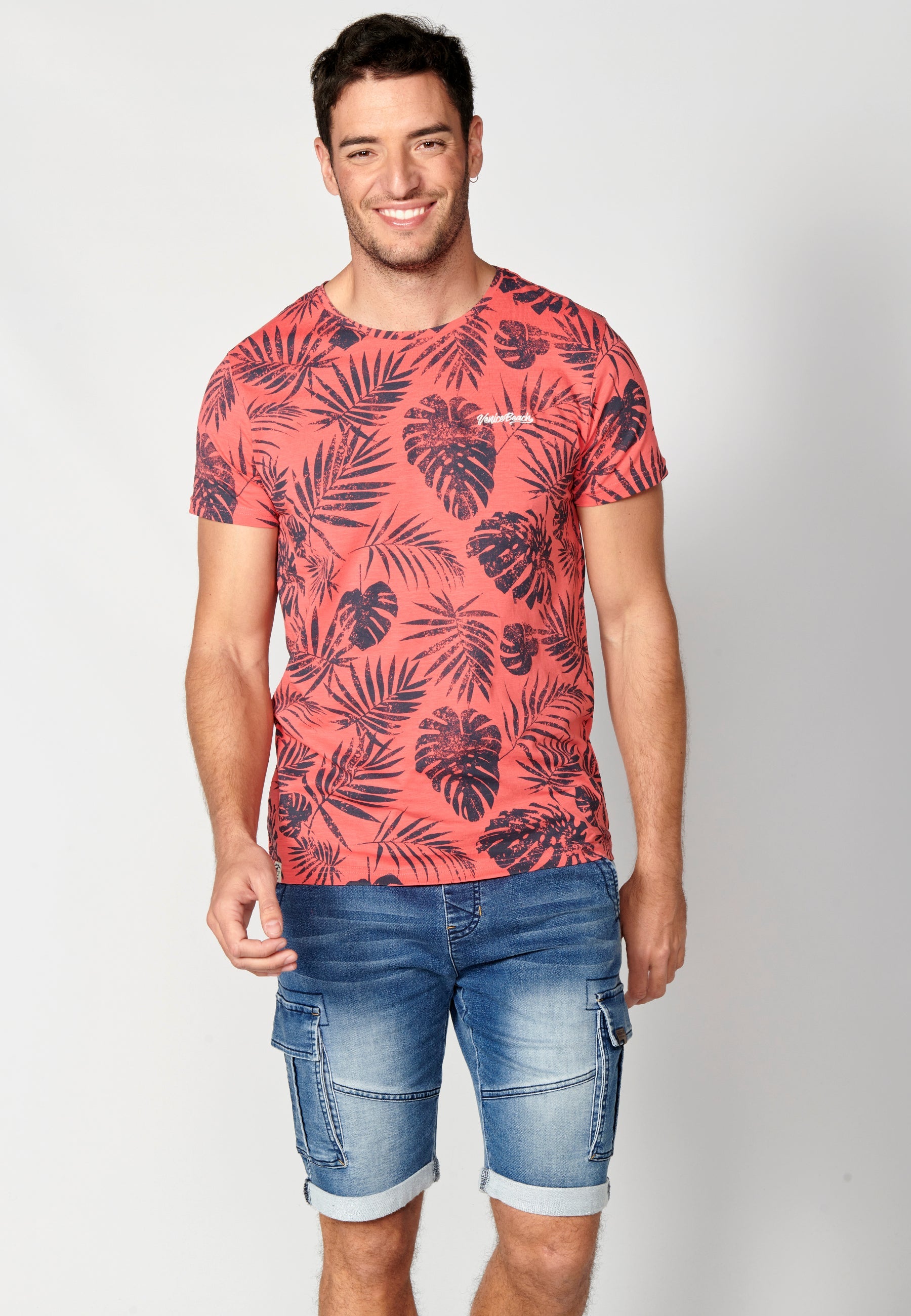 Camiseta Hombre Manga Corta Cuello Redondo Estampado Tropical – Koroshi 2311MC59