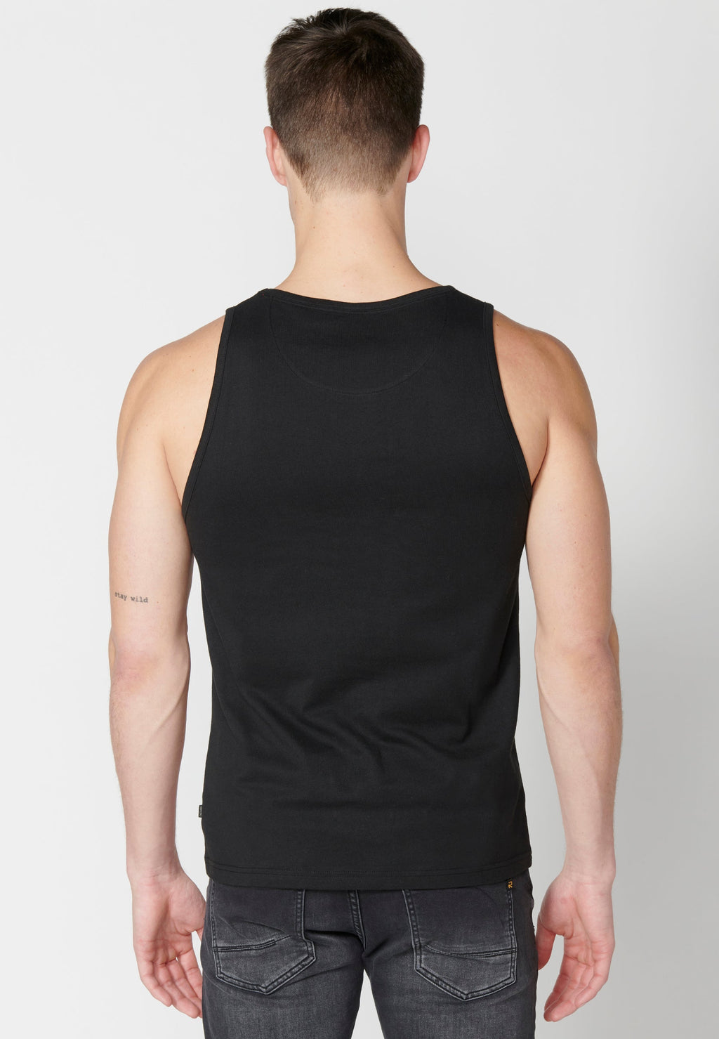 Camiseta Sin Mangas Hombre con Texto en el Pecho – Koroshi Rojo