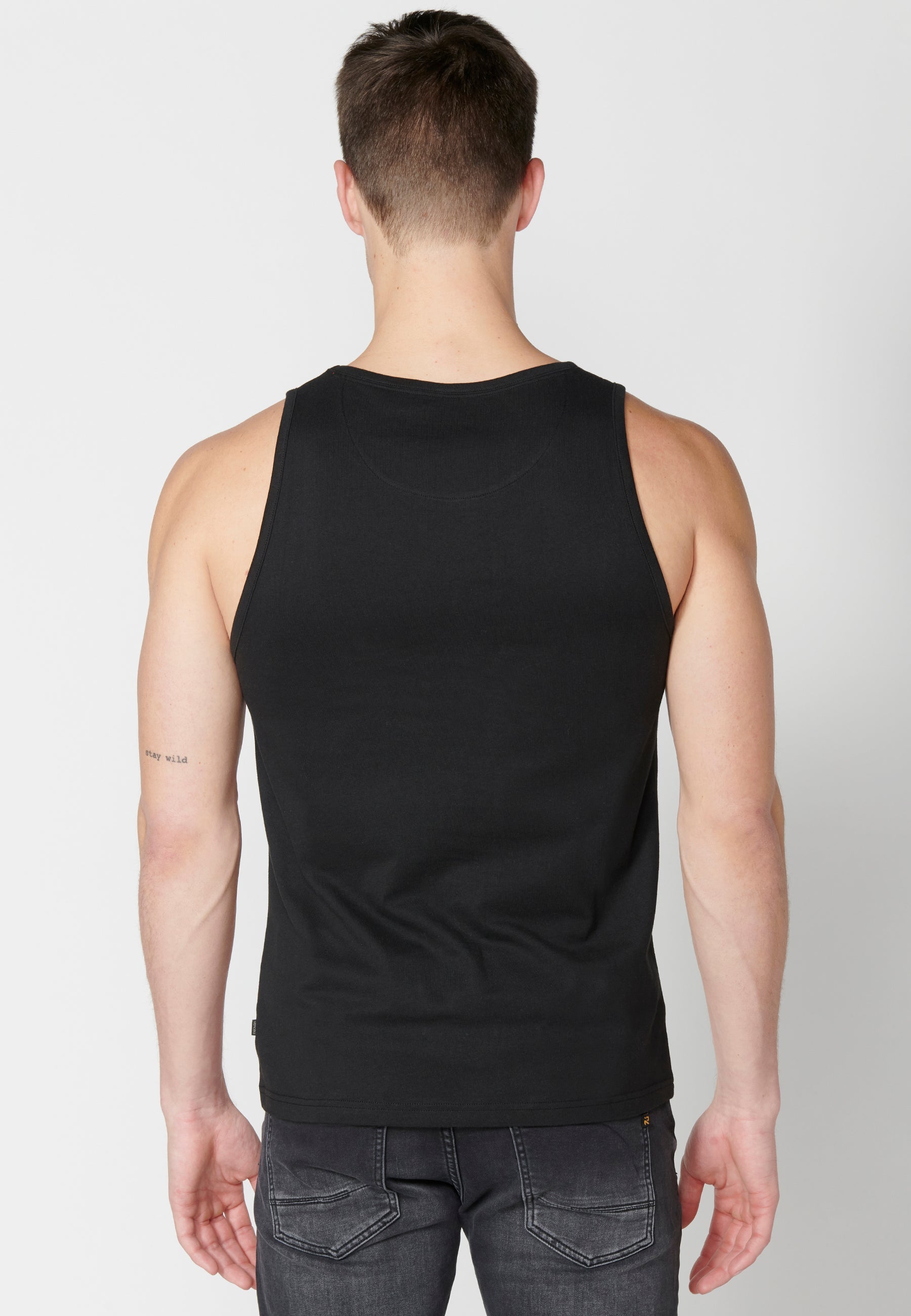 Camiseta Sin Mangas Hombre con Texto en el Pecho – Koroshi Rojo