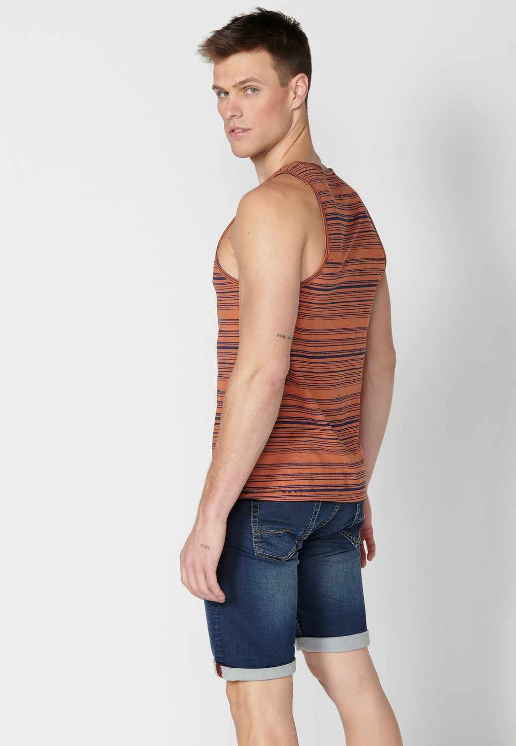 Camiseta Sin Mangas Hombre a Rayas – Koroshi Teja