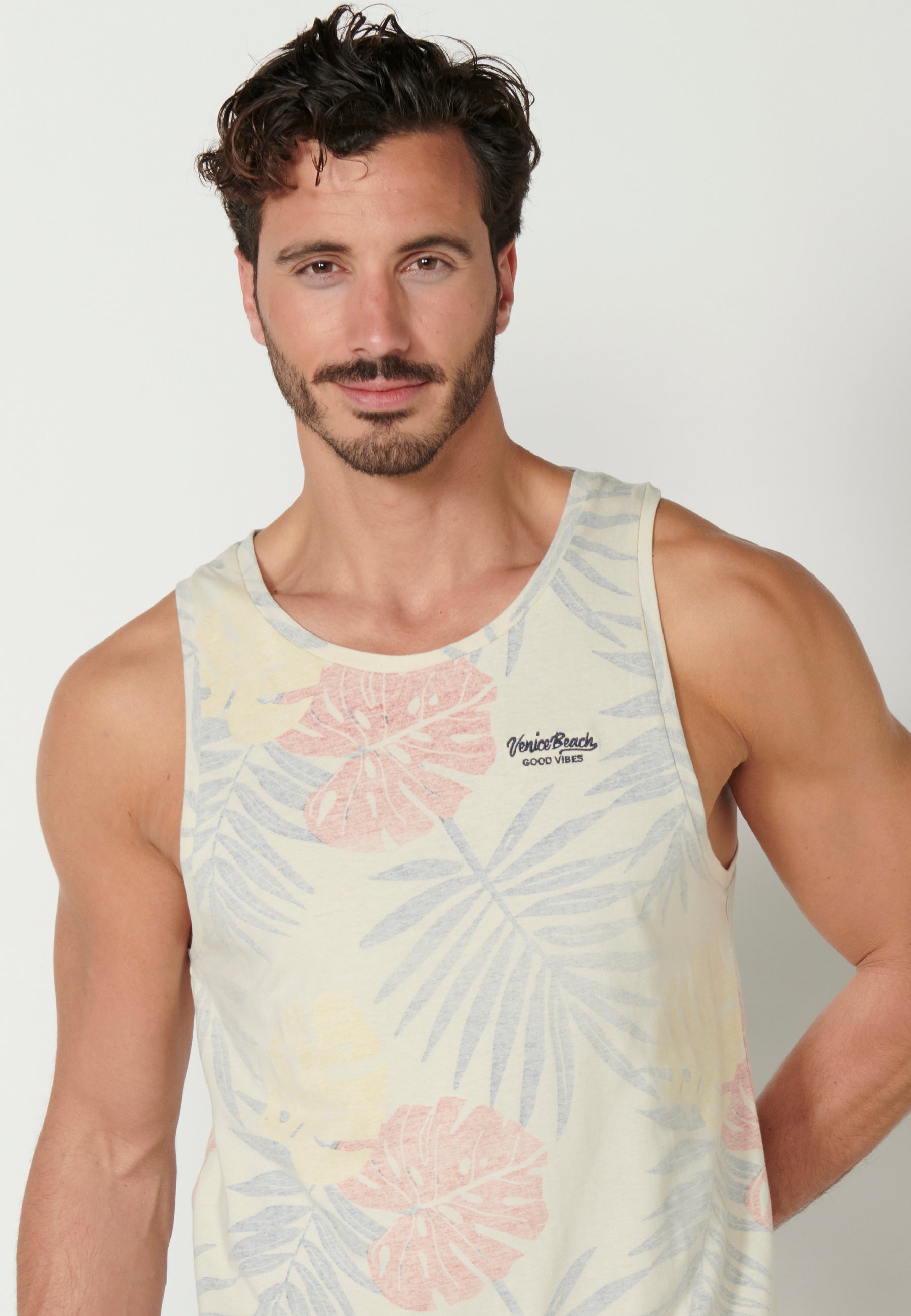 Camiseta Sin Mangas Hombre Estampado Tropical – Koroshi Multicolor