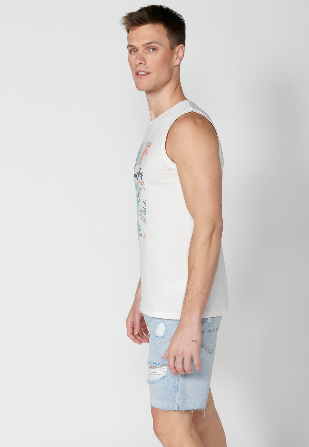Camiseta Sin Mangas Hombre Estampada – Koroshi 2311MS61